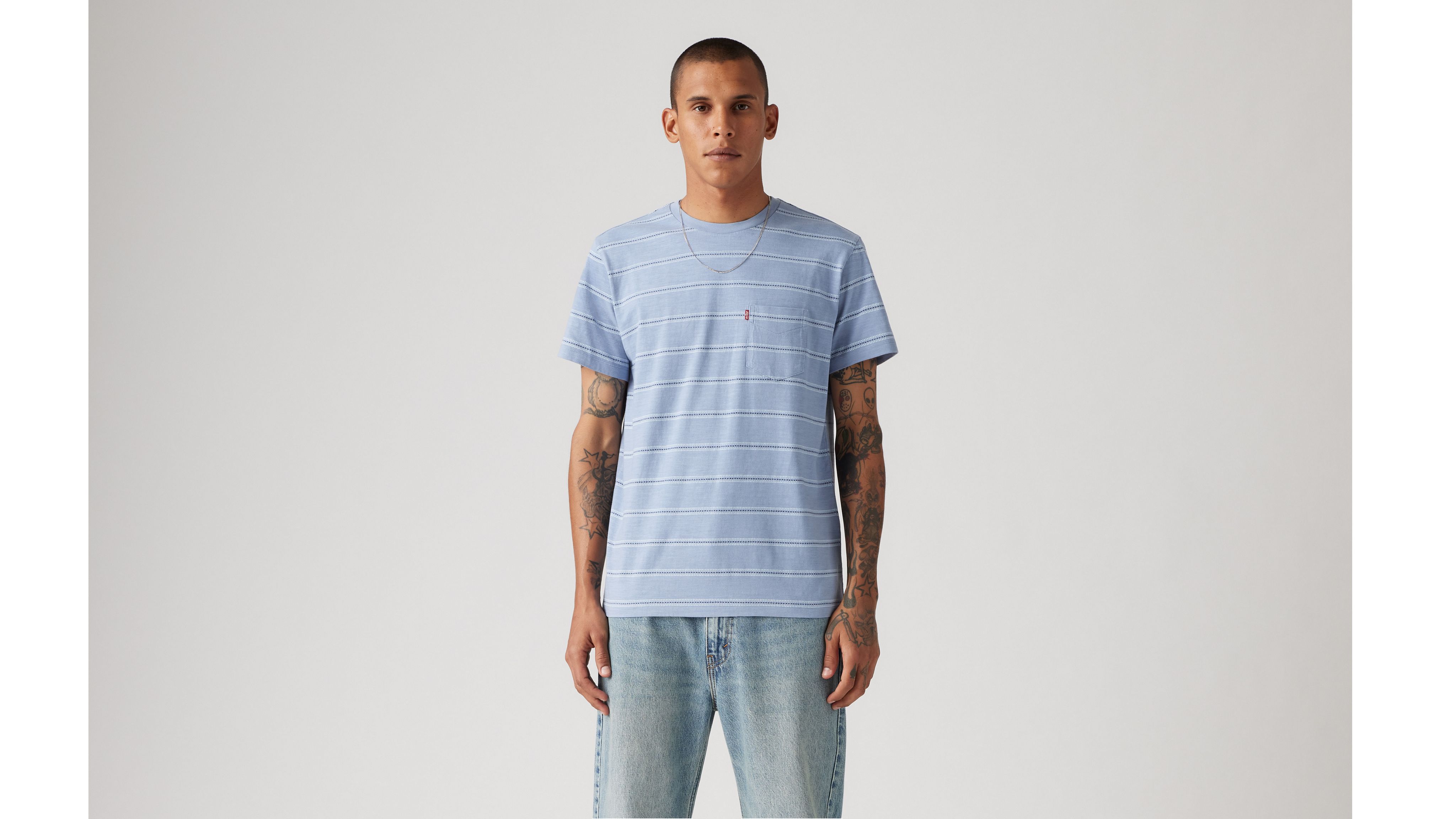 Levi's Classic Pocket T-shirt In Dino Stripe Cliff