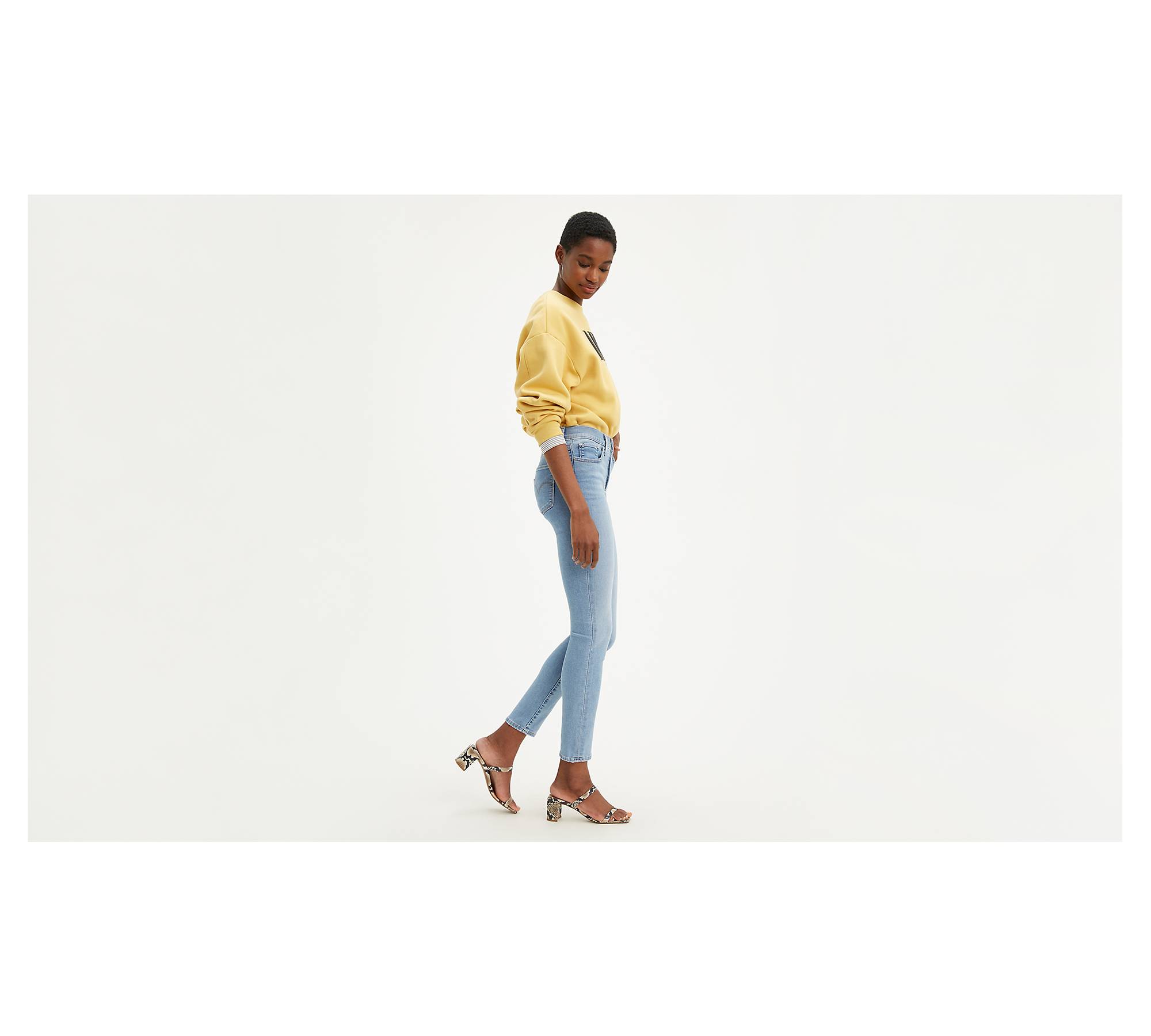 311 Shaping Skinny Women's Jeans - Light Wash | Levi's® CA