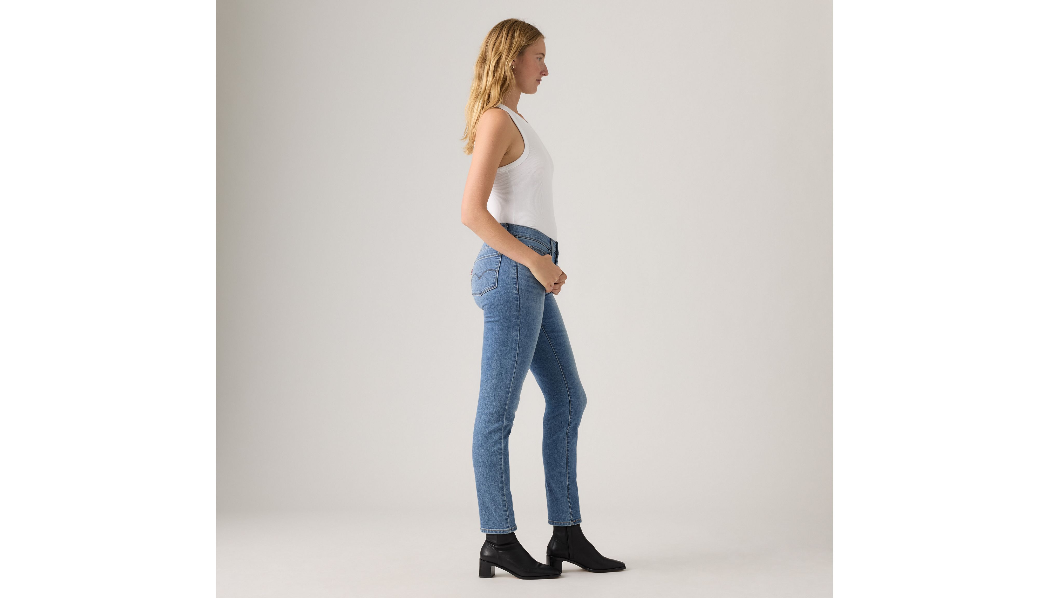 312 Shaping Slim Women's Jeans 3