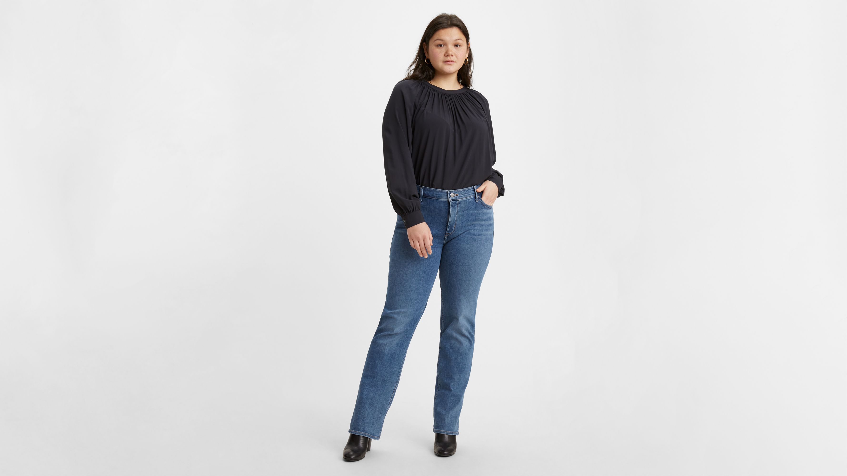 levi's women's plus size 314 shaping straight jean