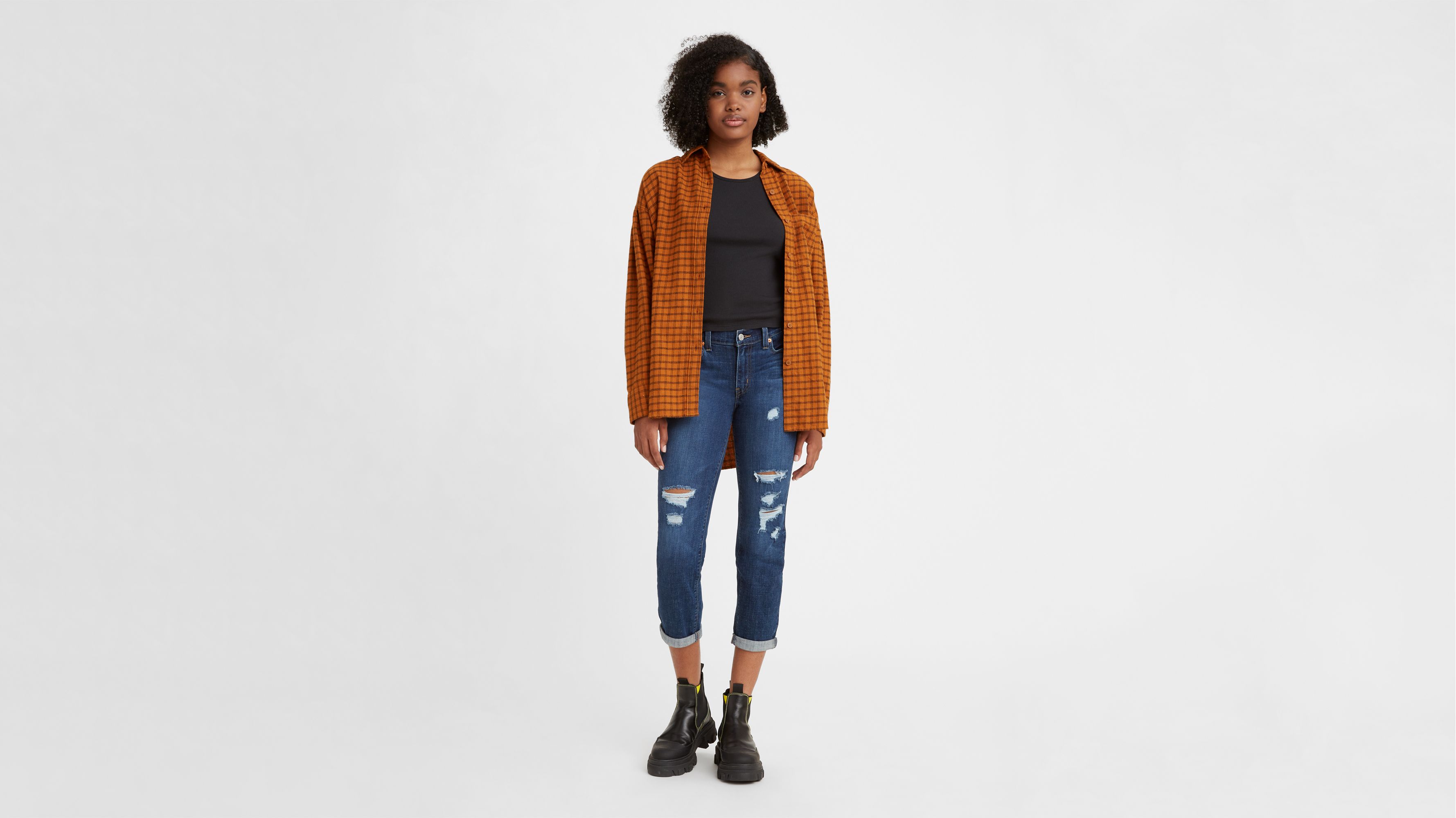 levi's low rise boyfriend jeans