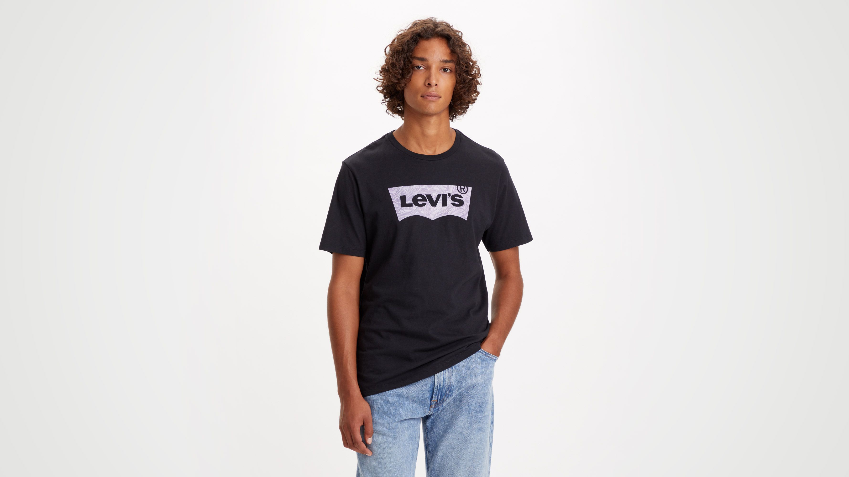 Camiseta gráfica de cuello redondo 1