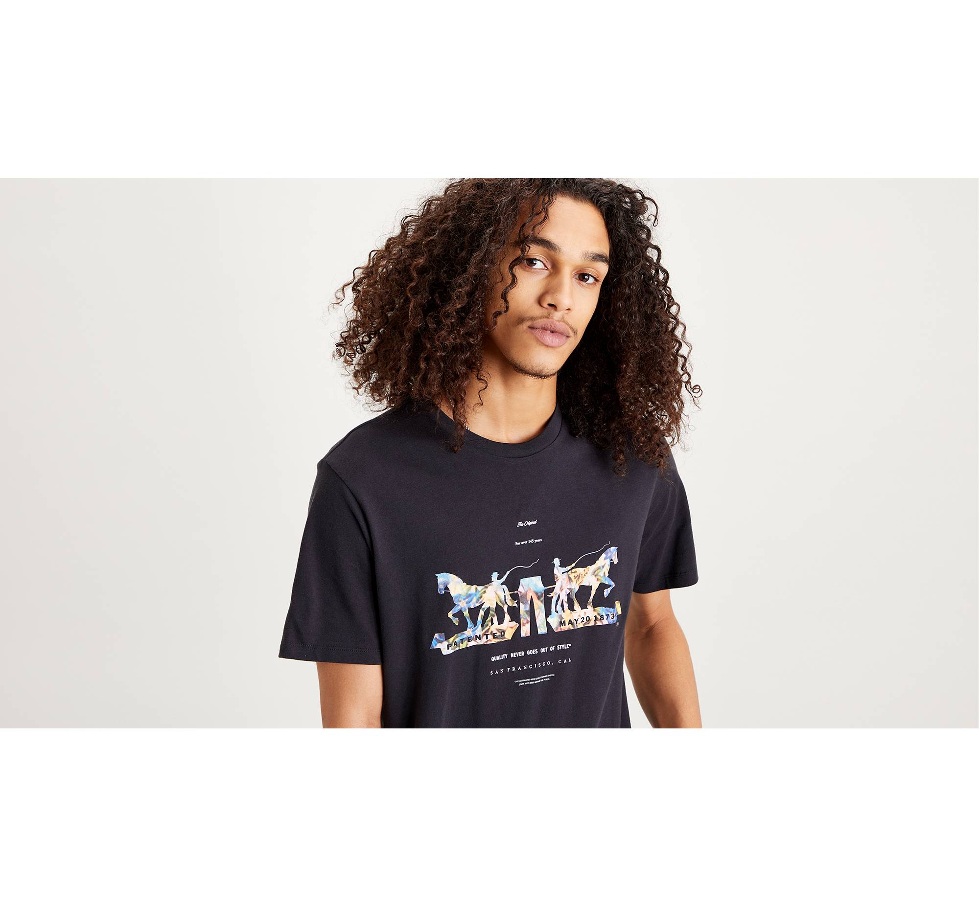 Two-horse Pull Graphic Tee Shirt - Black | Levi's® US