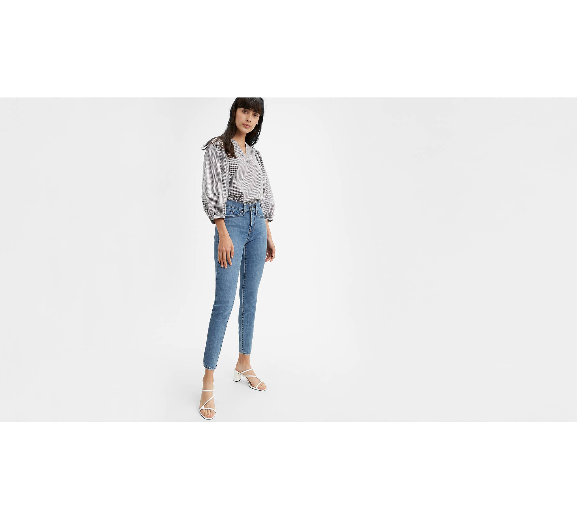 Buy EDC women skinny fit light wash stretchable capri jeans light blue  Online