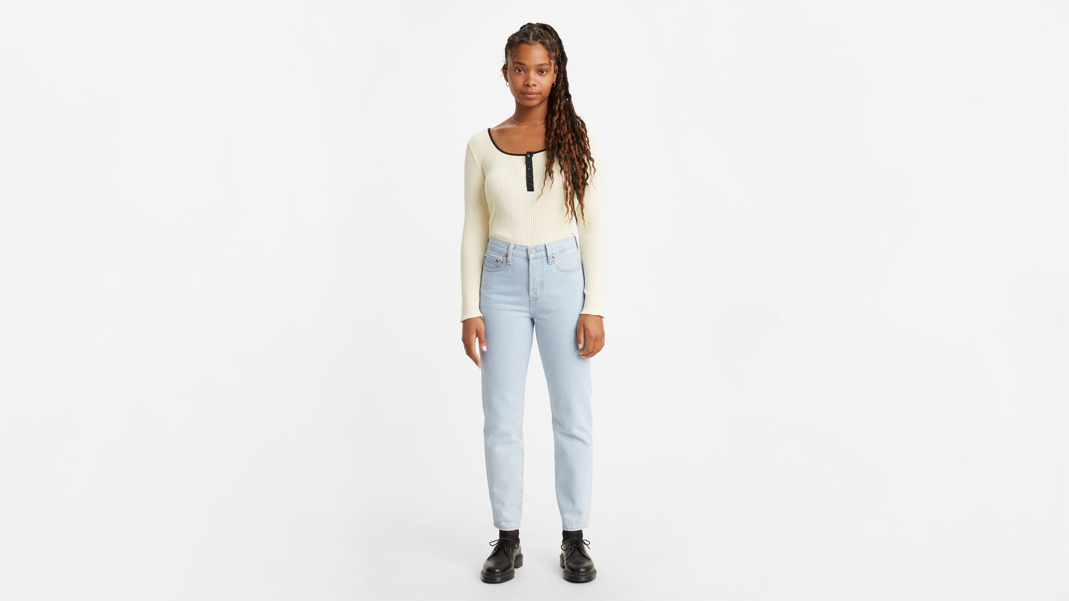 levi's wedgie straight jeans light wash