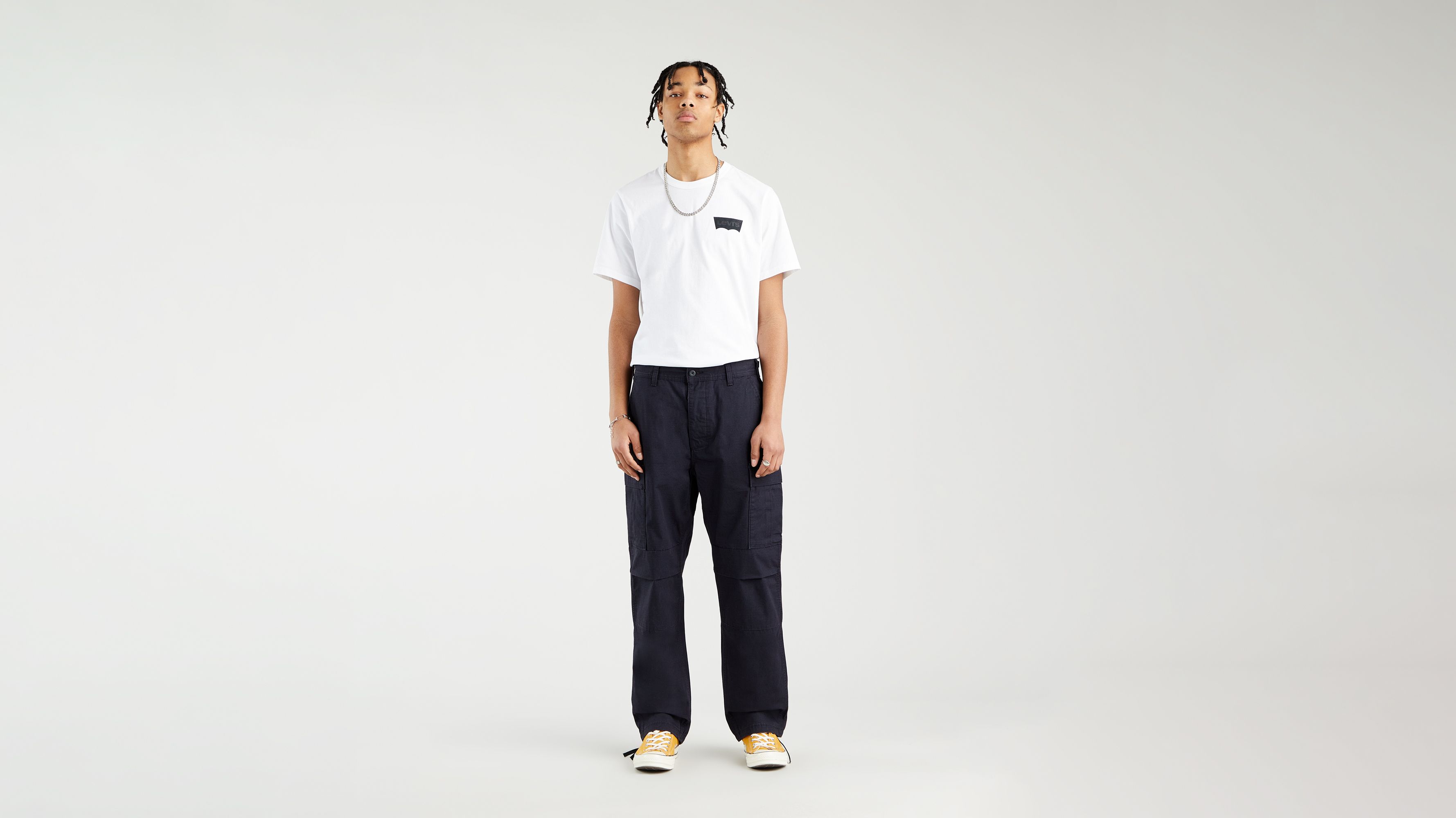 【SATIIIZ】Levin Keyring Cargo Denim Pants KAPITAL 14oz Denim Nouvelle Shuttle Pants in Black | SVD USA