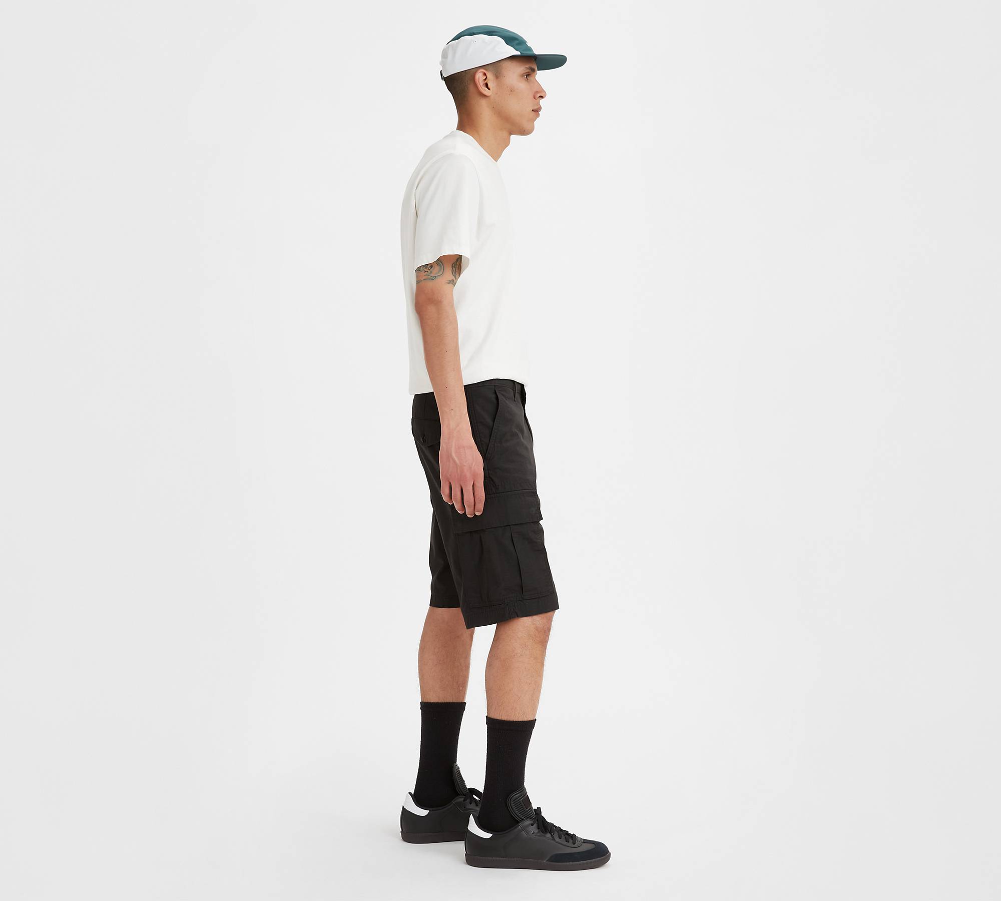 Carrier Cargo Shorts - Grey | Levi's® AD