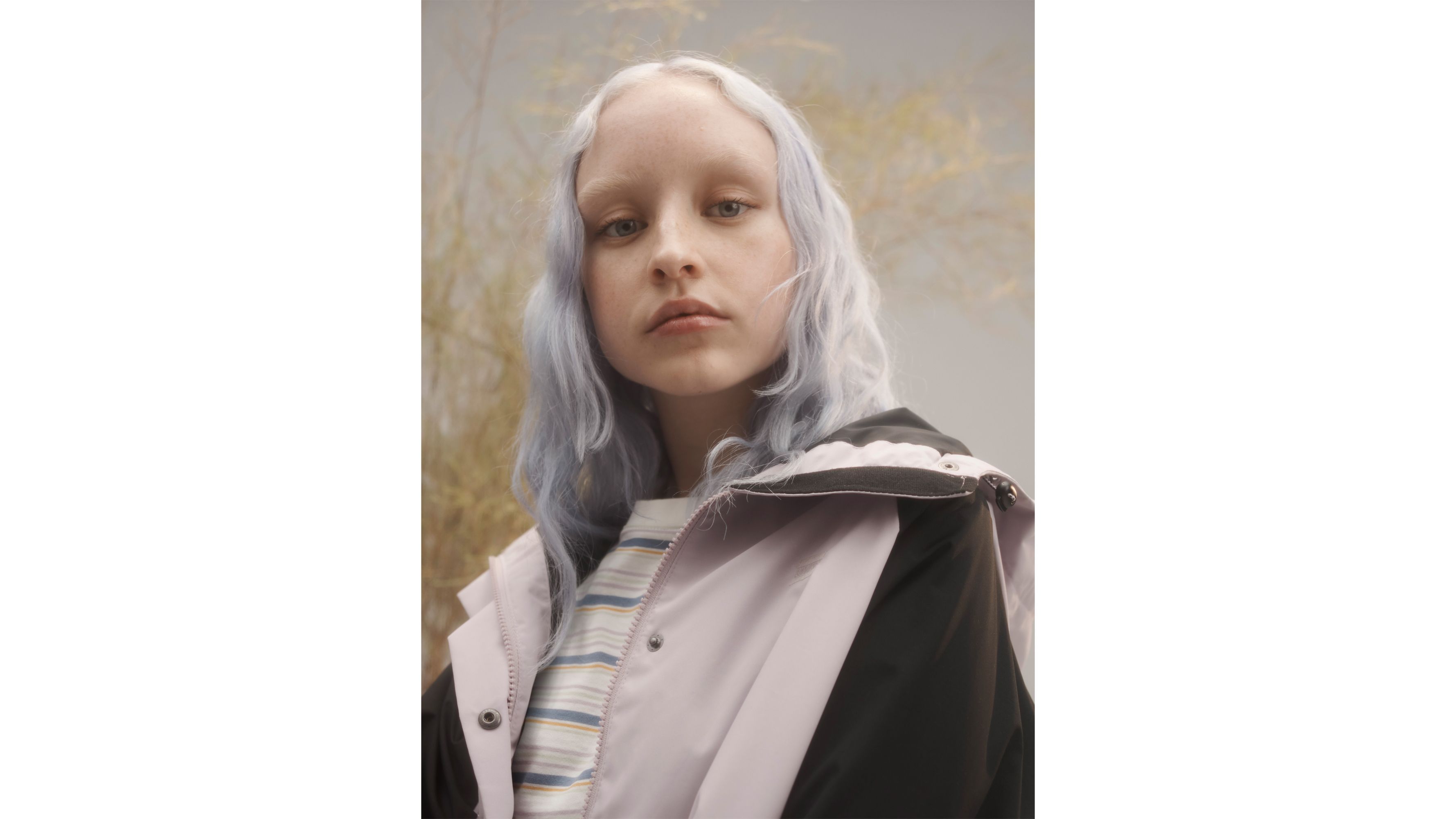 【希少】montbell tech shell jacket y2k 短丈 刺繍 希少】montbell tech shell jacket y2k 短丈 刺繍