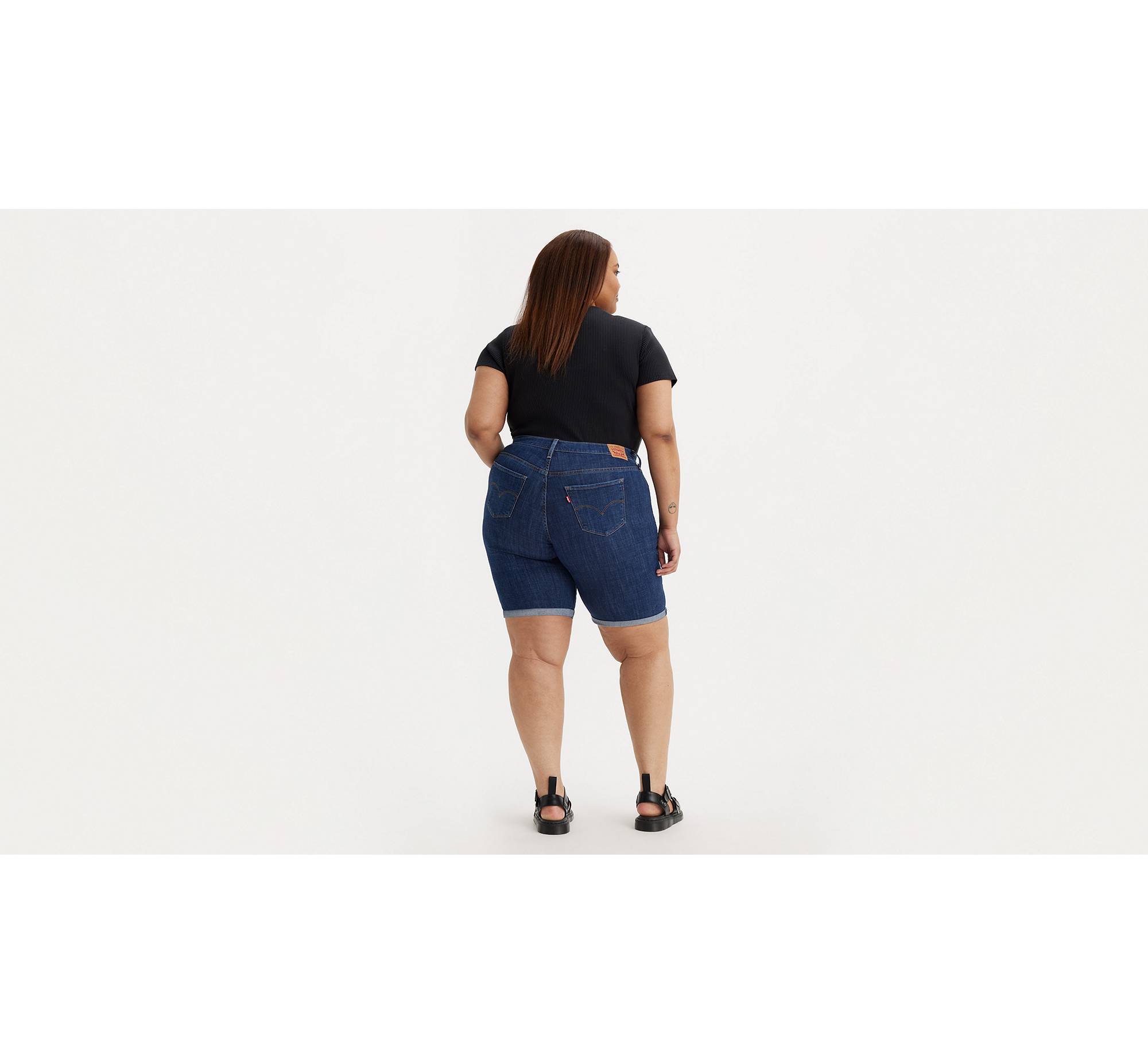Classic Bermuda Women's Shorts (plus Size) - Medium Wash | Levi's® US
