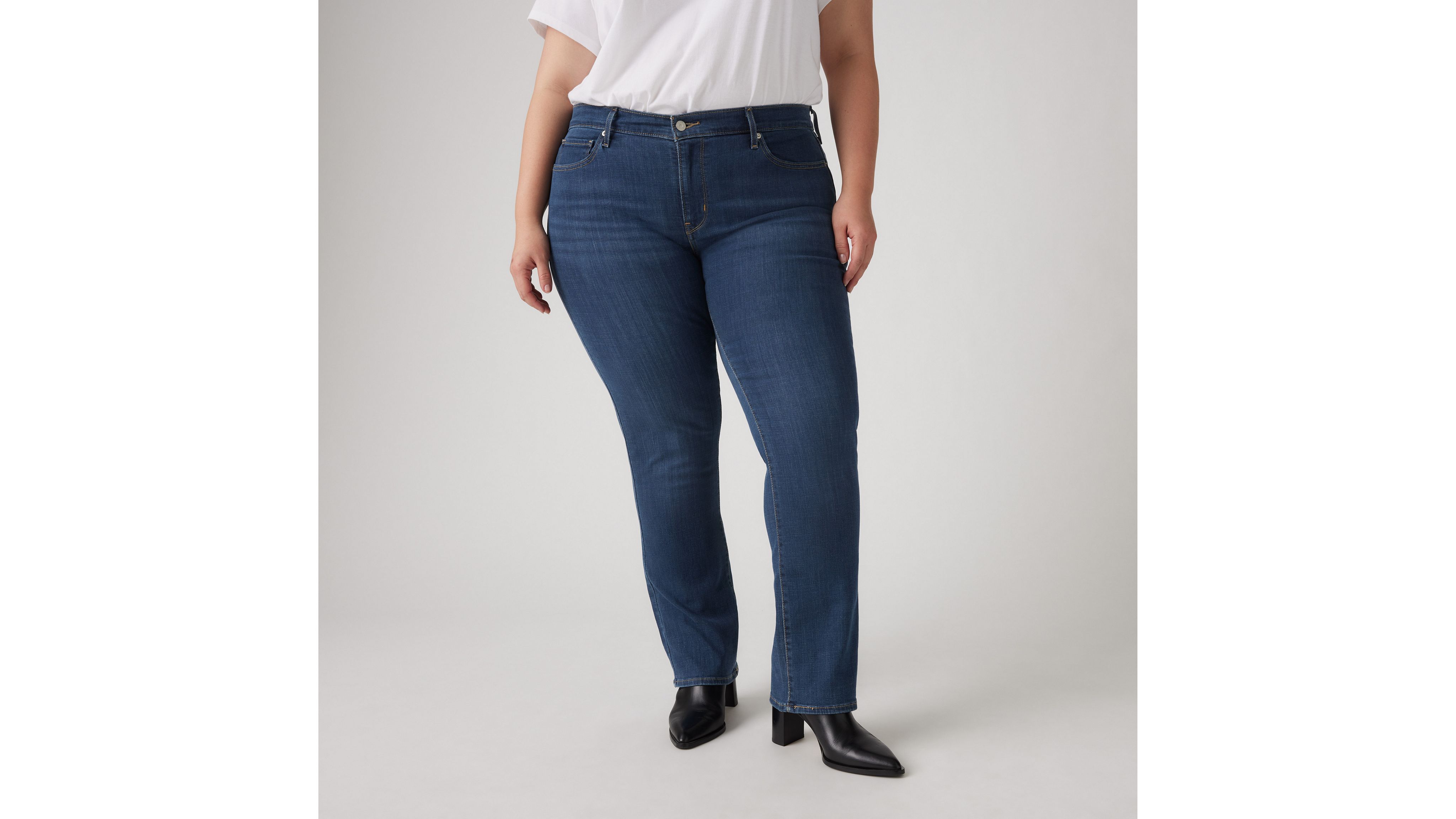 Classic Straight Women's Jeans (Plus Size) 5