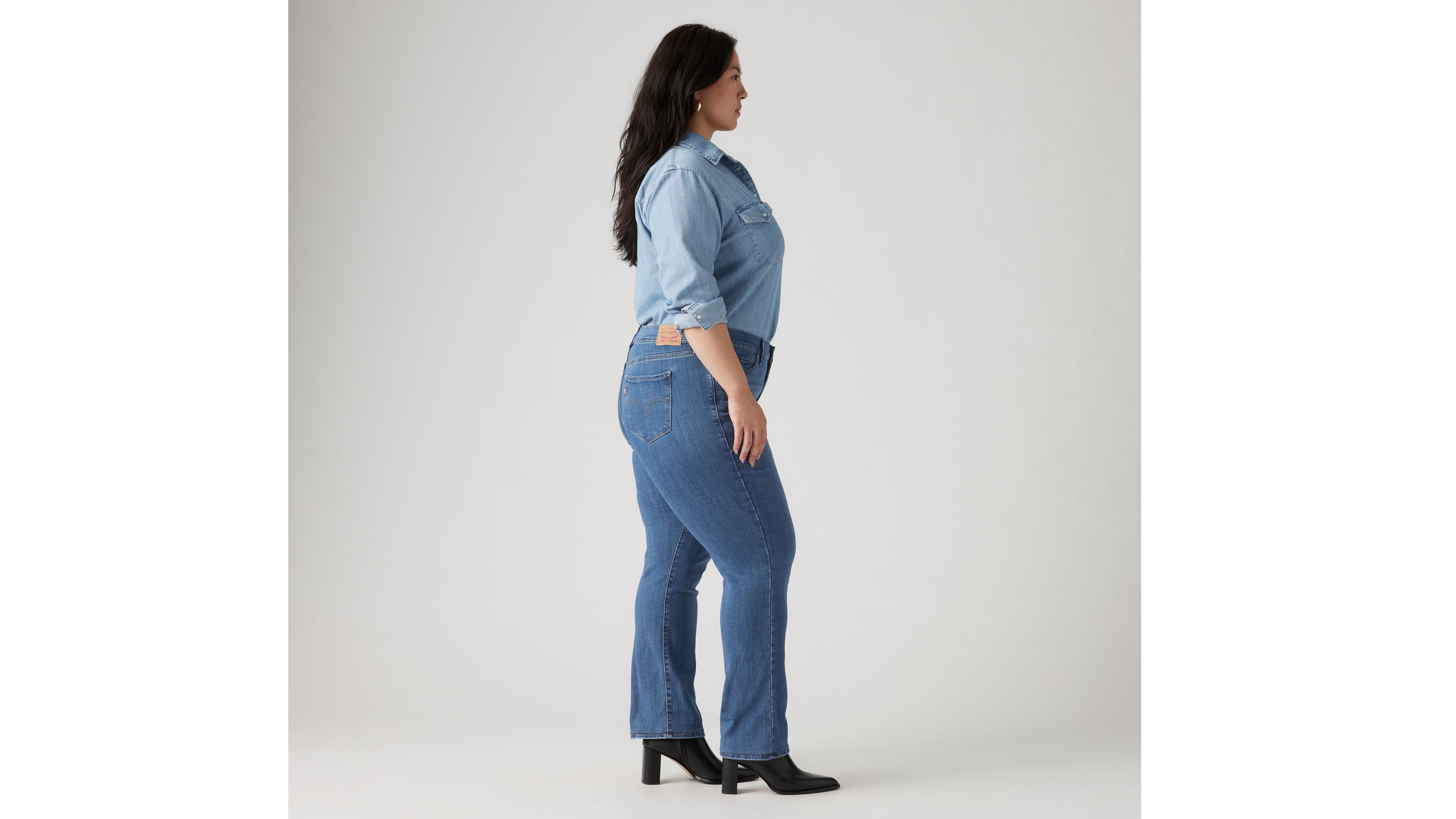 Levi's Classic Straight Women's Jeans (plus Size) 24m In Lapis