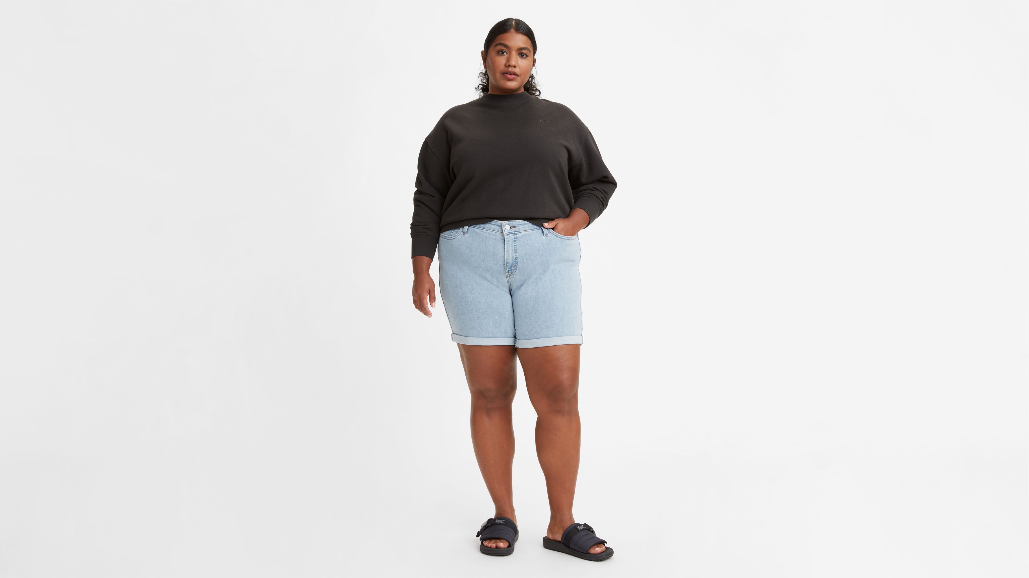 Mid Length Women's Shorts (plus Size) Medium Wash Levi's® CA