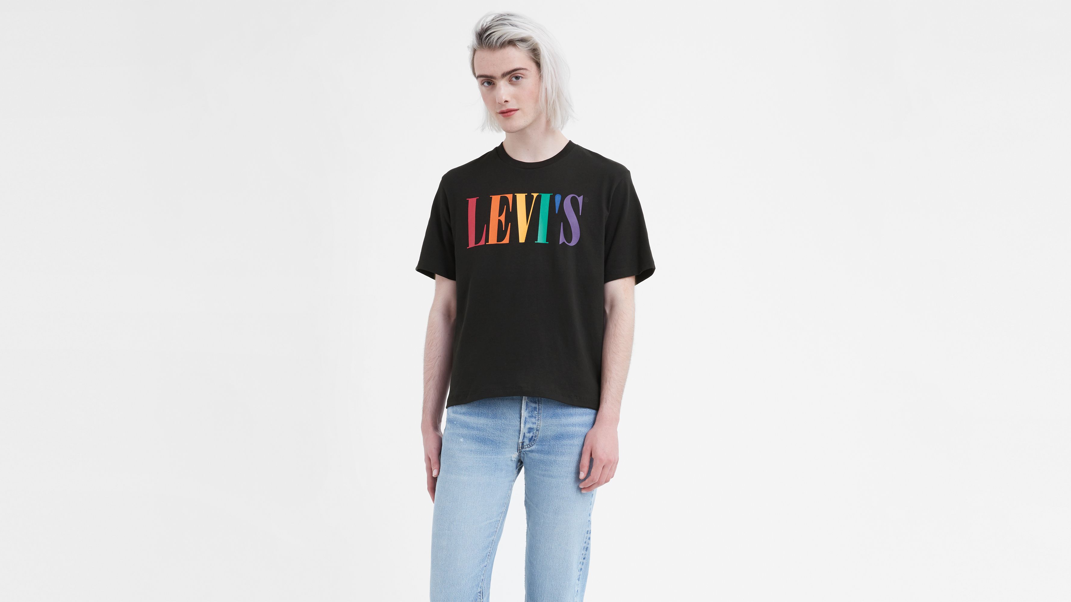 levi's pride tee