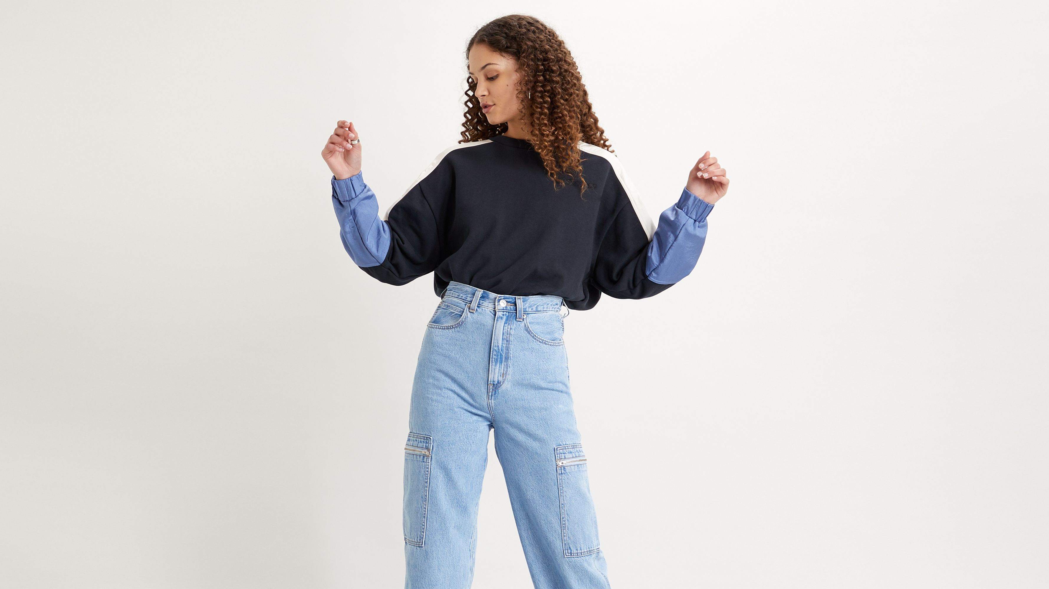 levis colorblock crewneck