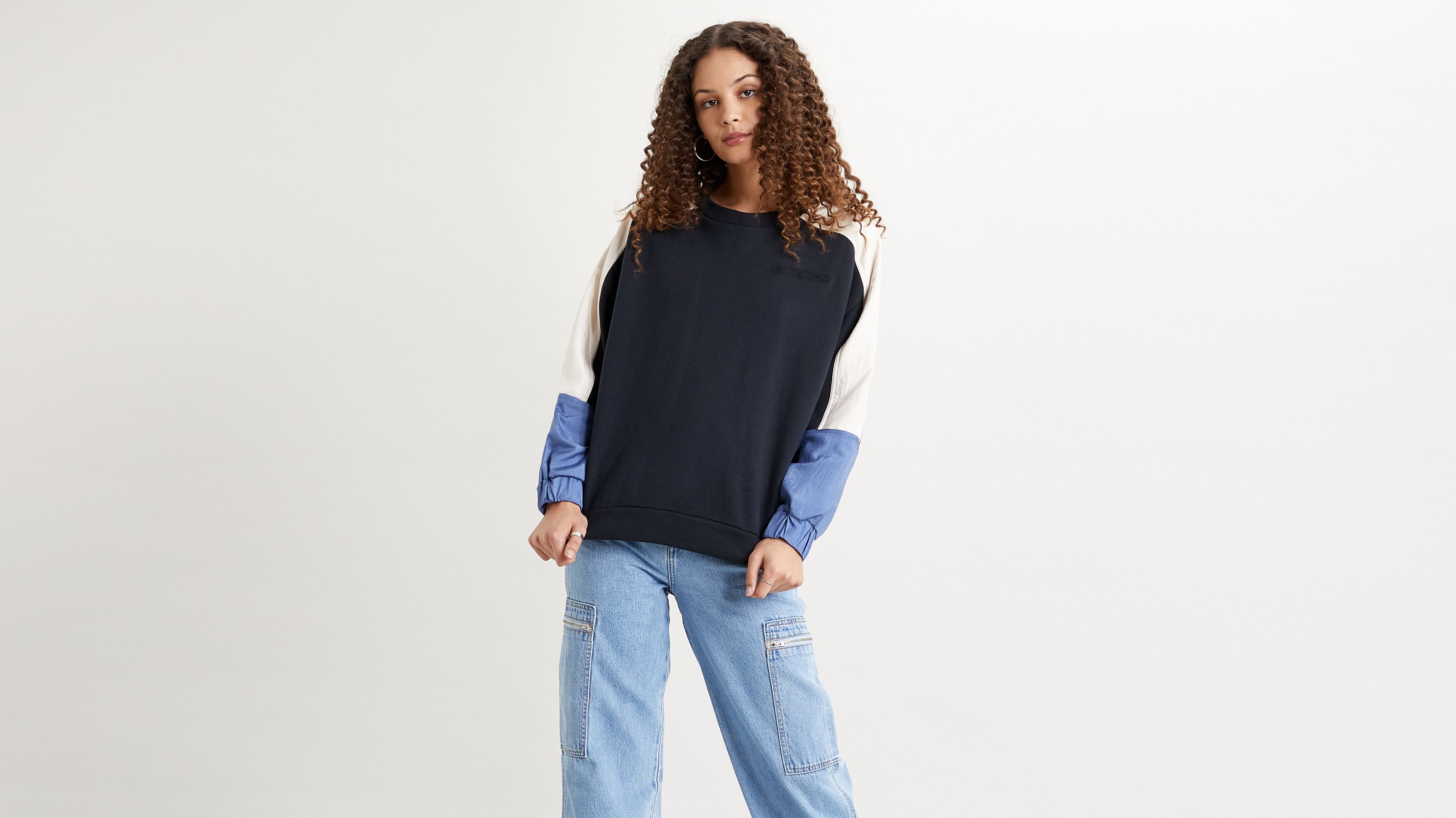 levis colorblock crewneck