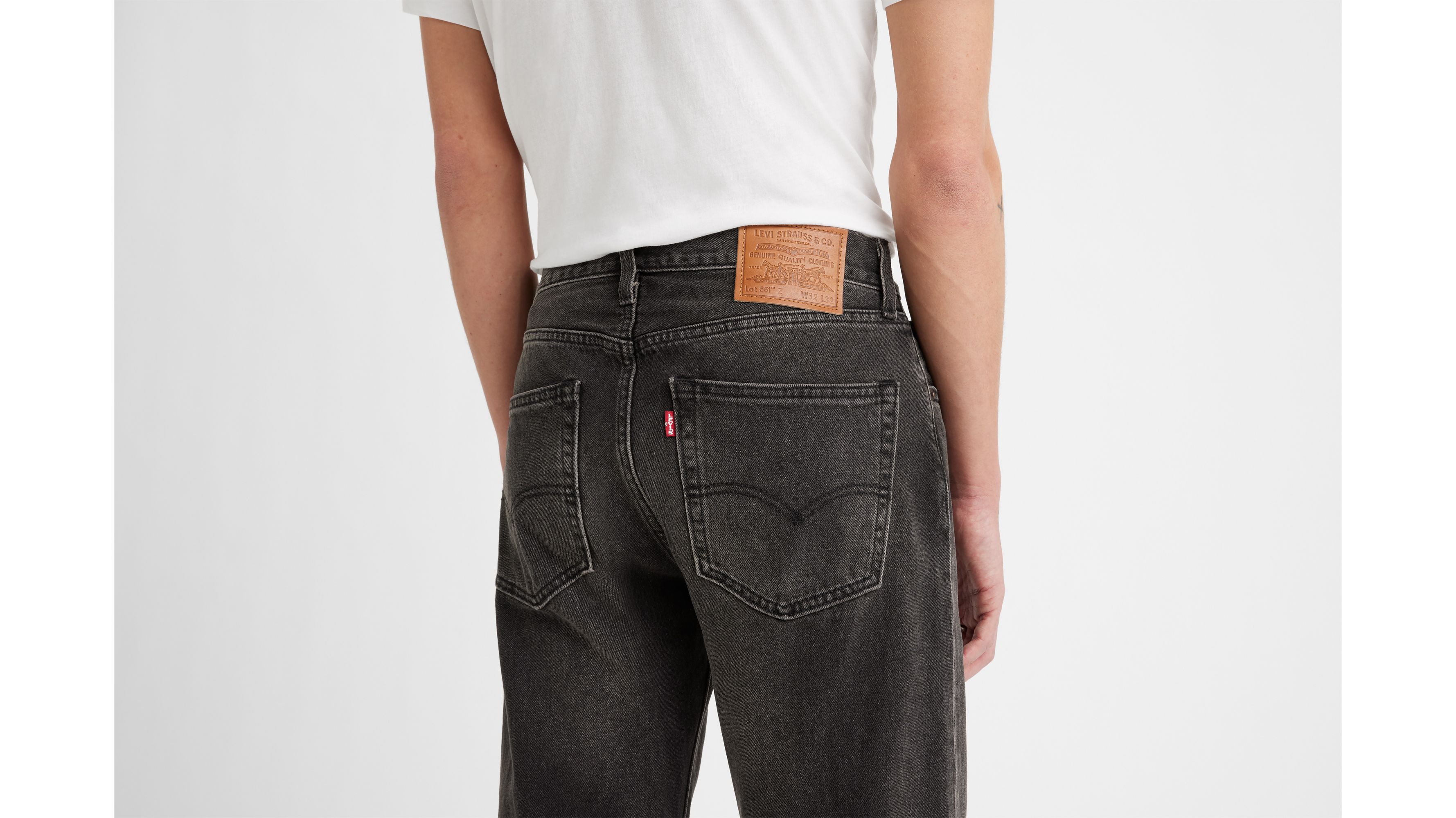 551Z™ Authentic Straight Jeans