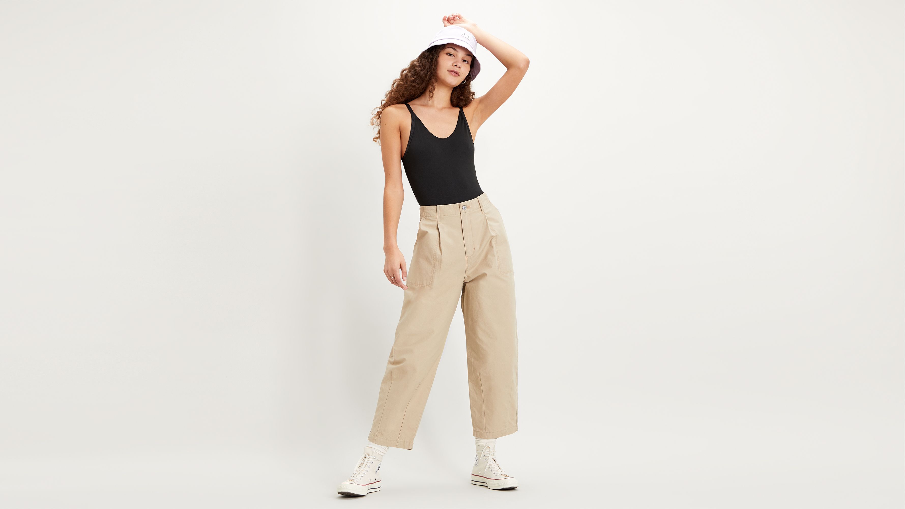 utility pleated balloon trousers