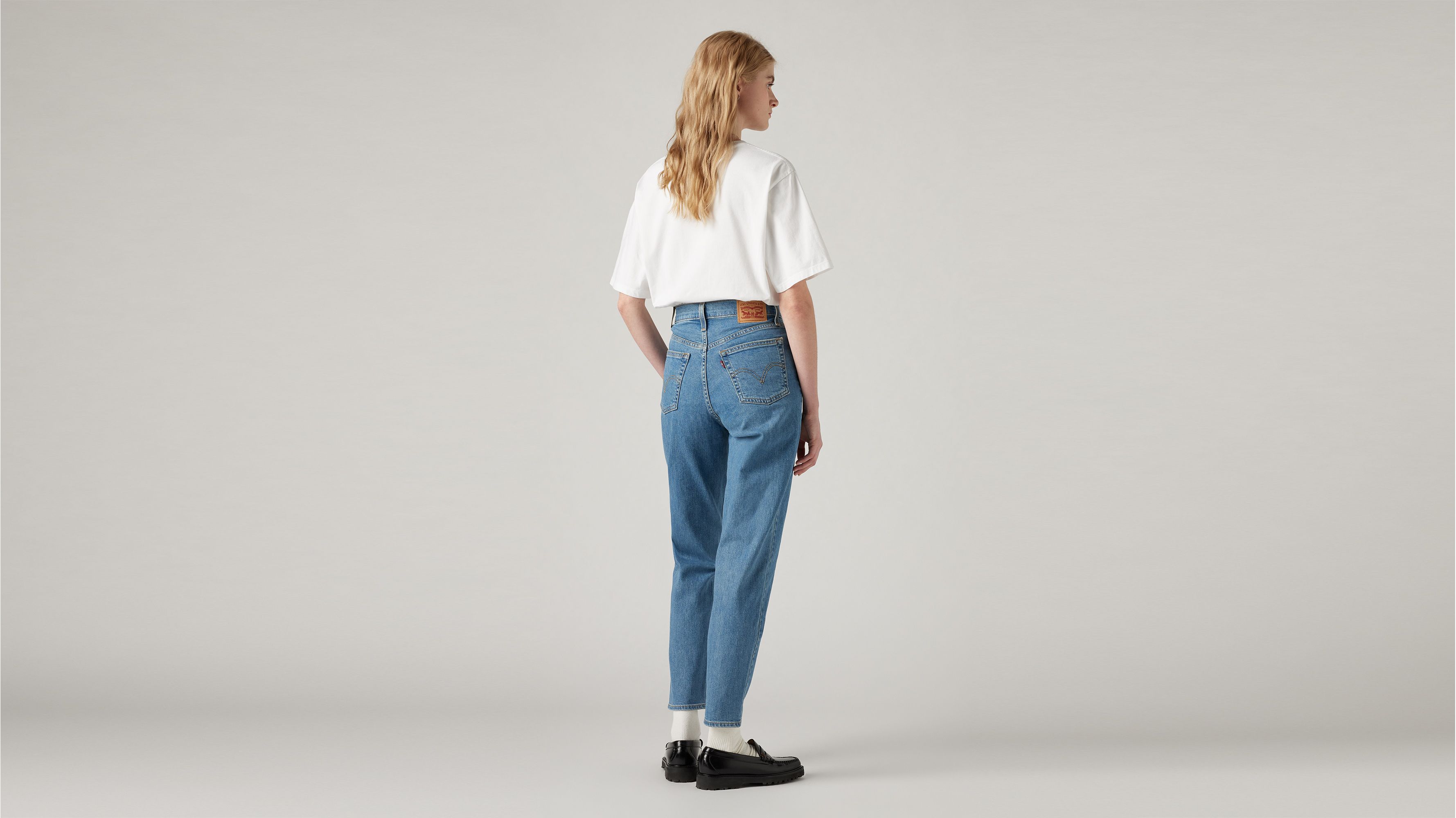 Levi's Indigo High-Waisted Mom Jeans