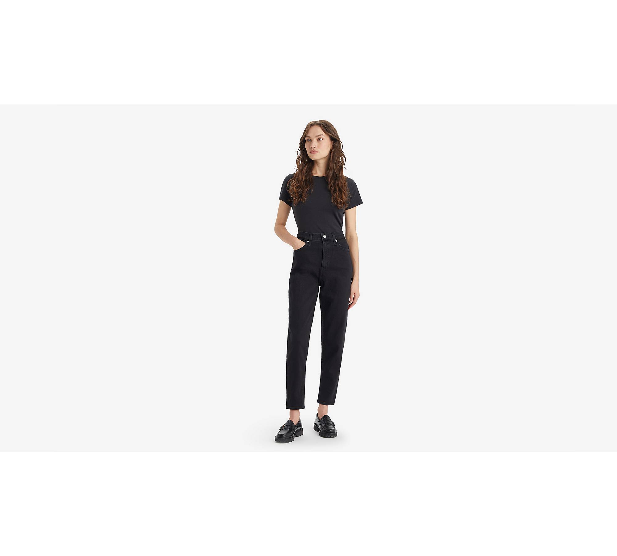 Levi's high waisted mom jeans in black