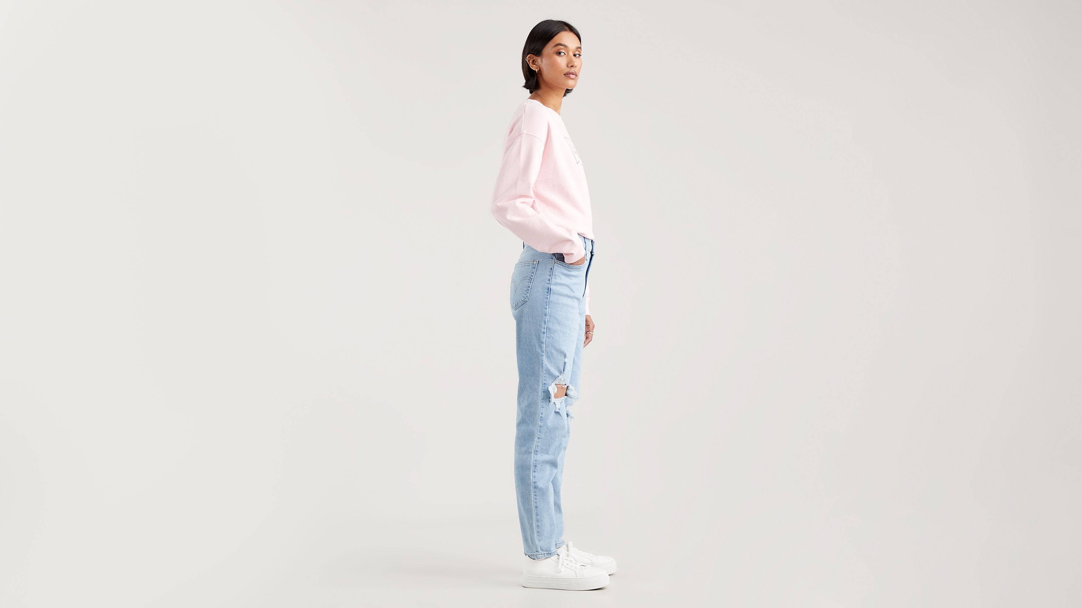 High-Waisted Mom Jeans 2