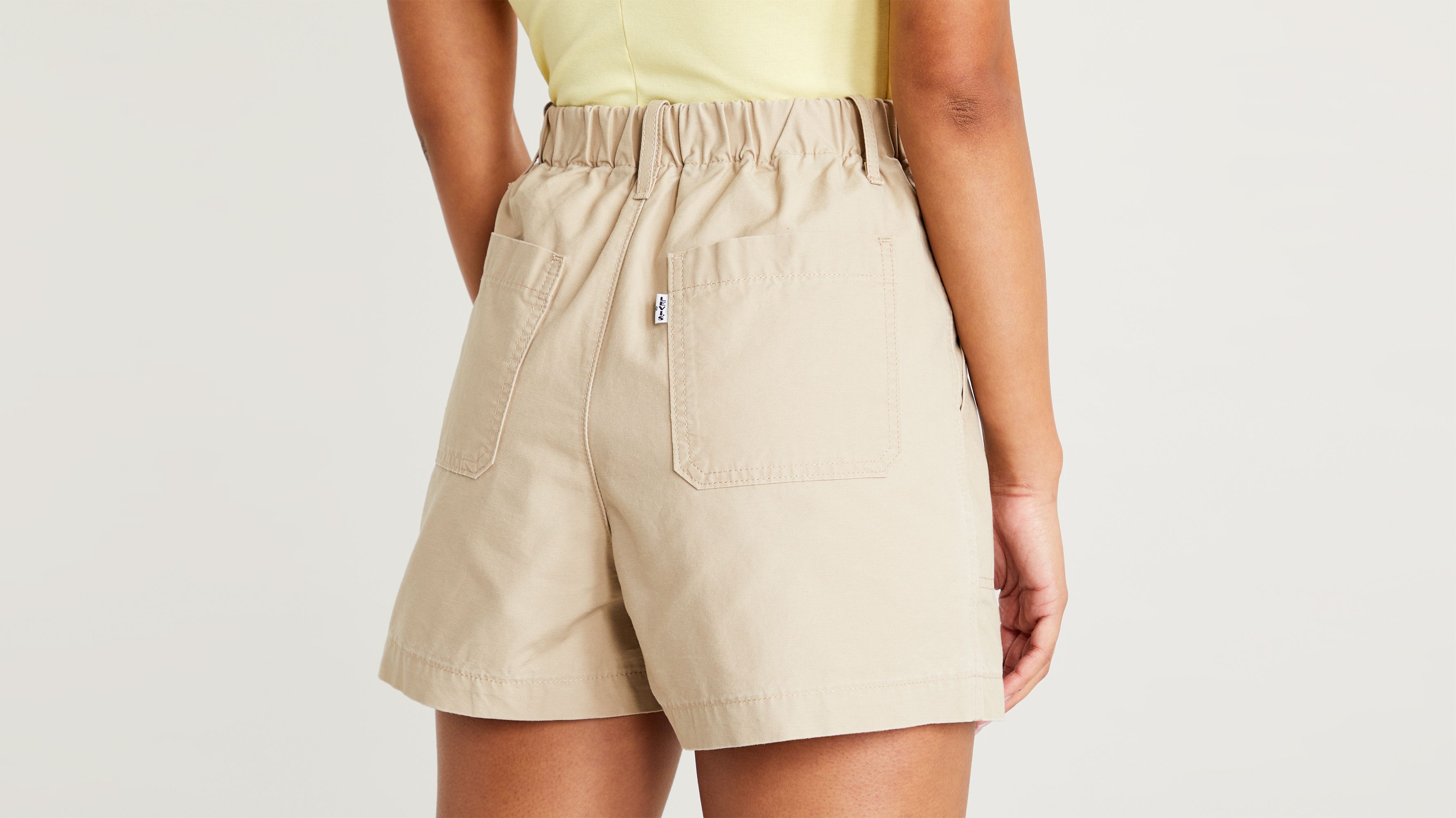 Women's Utility Cargo Shorts in Classic Tan Brown