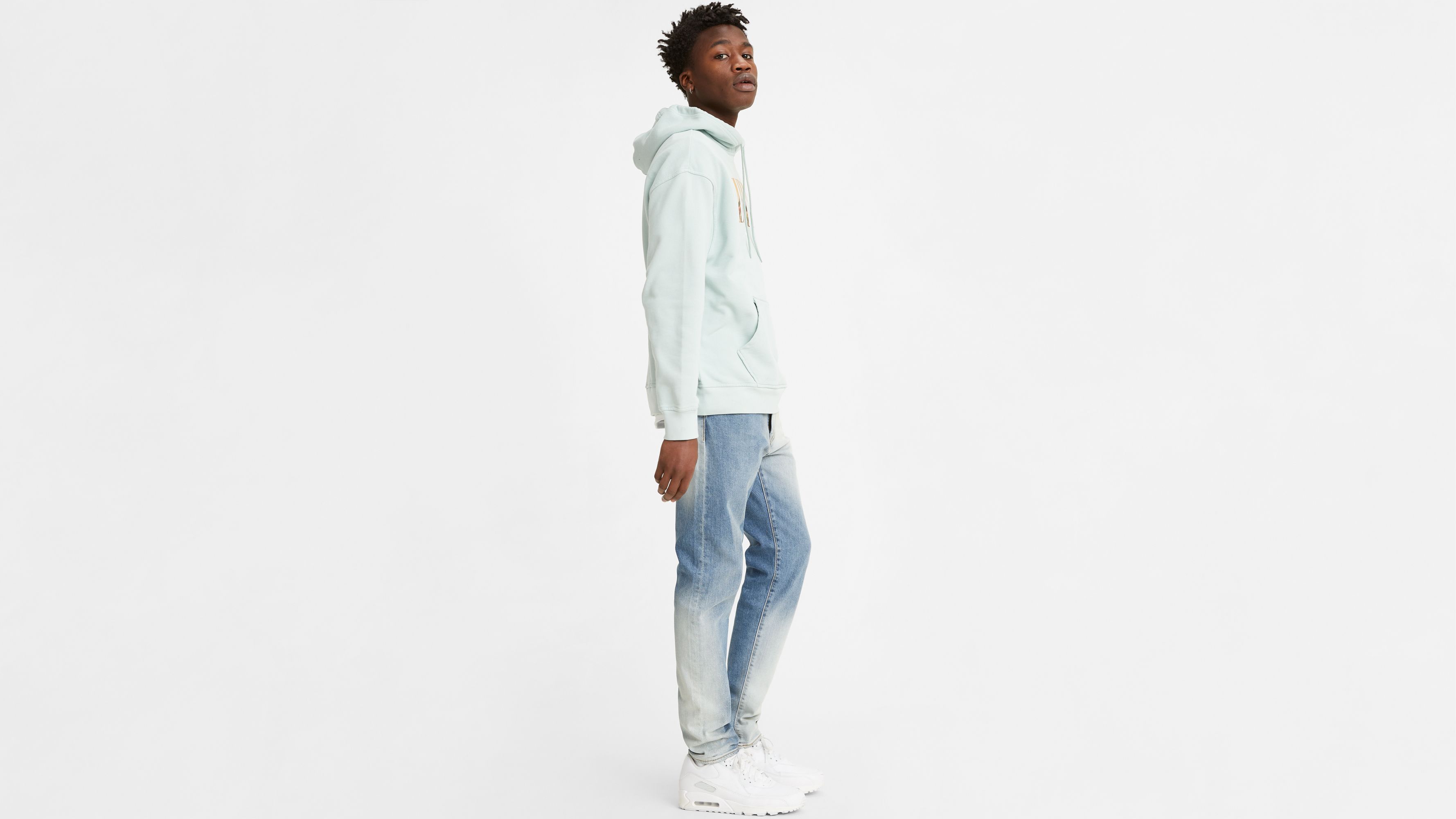 discount on levis jeans