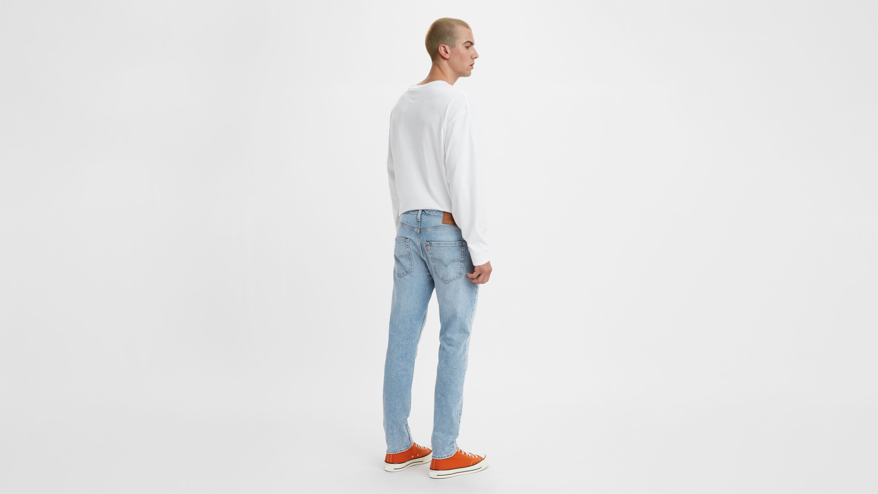 levi's slim taper