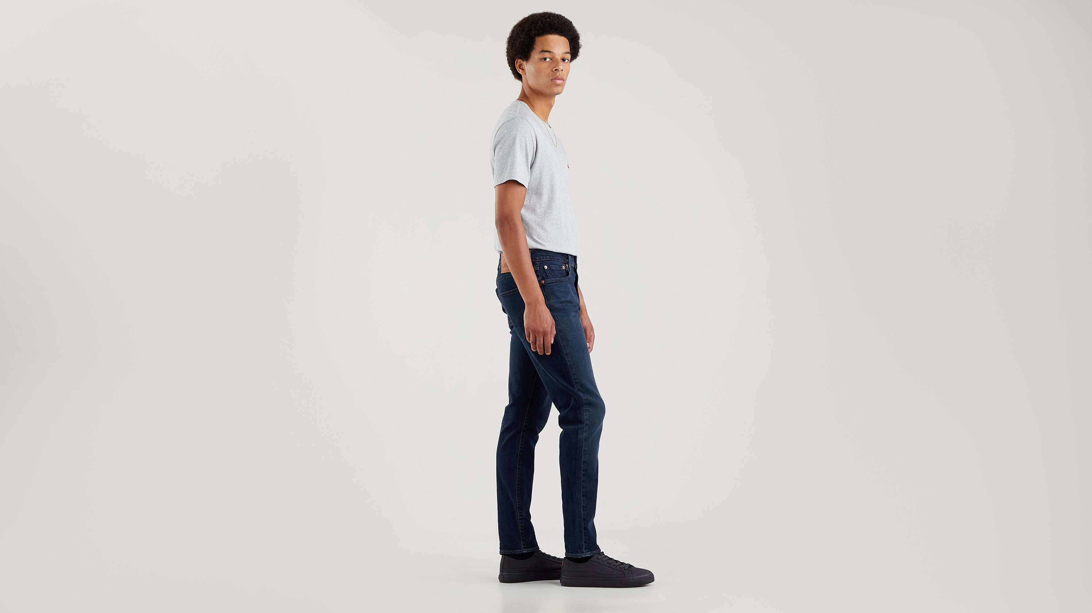 512™ Slim Tapered Jeans 2