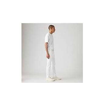 512™ Slim Tapered Jeans - White | Levi's® IE