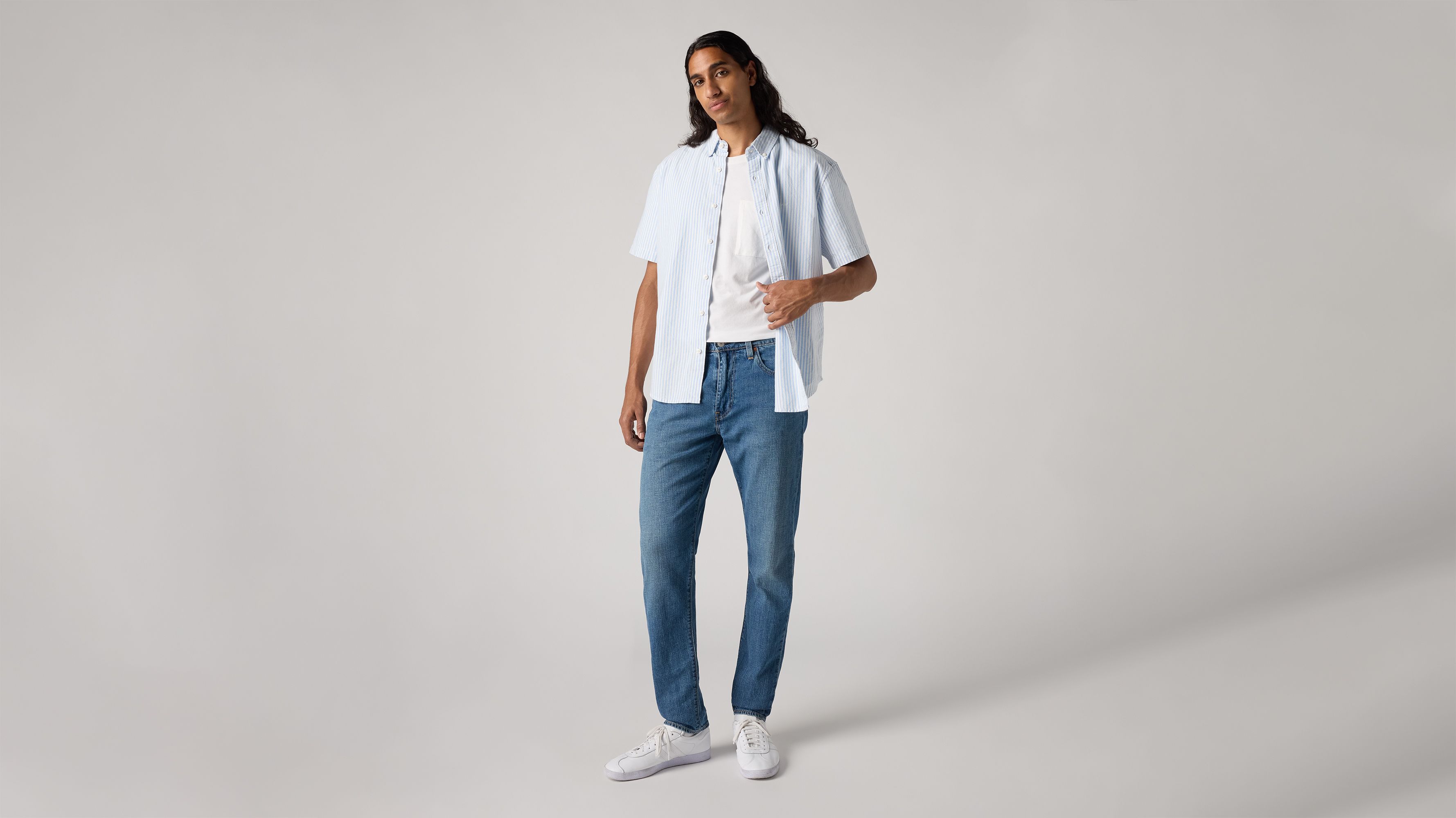 512™ Slim Taper Lightweight Linen+ Denim Jeans 1