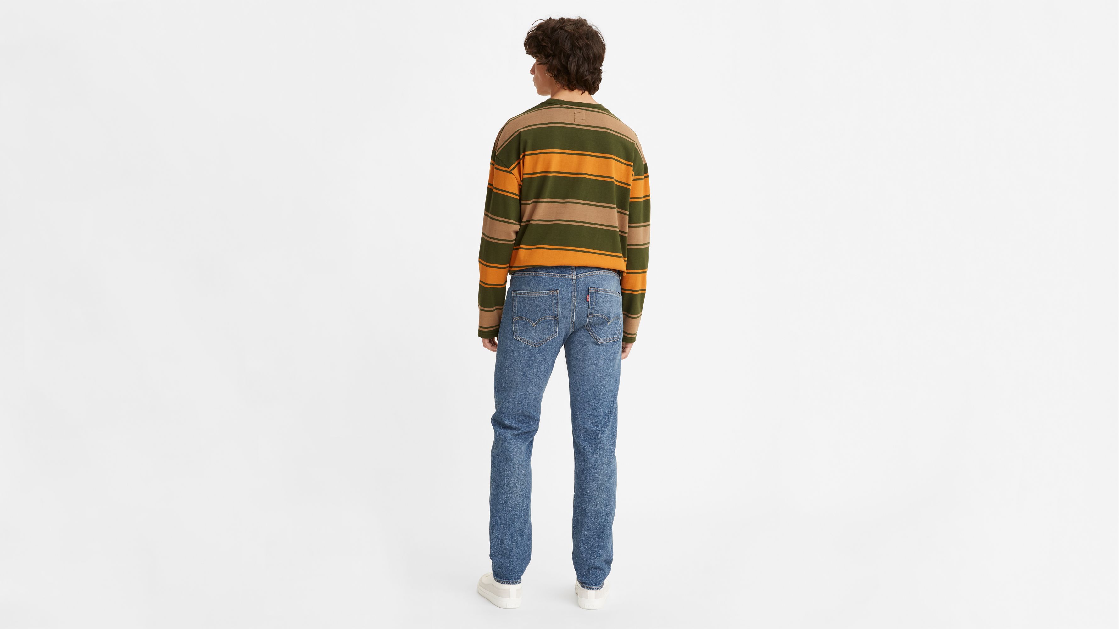 Levi's 501 store taper fit