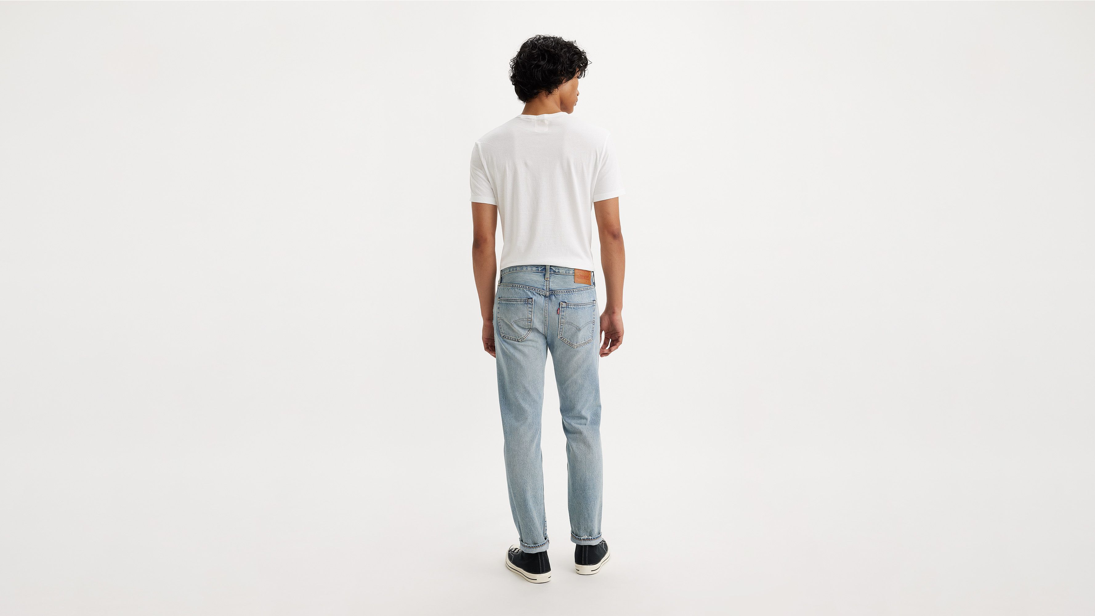 501® Slim Taper Fit Selvedge Men's Jeans - Medium Wash | Levi's ...