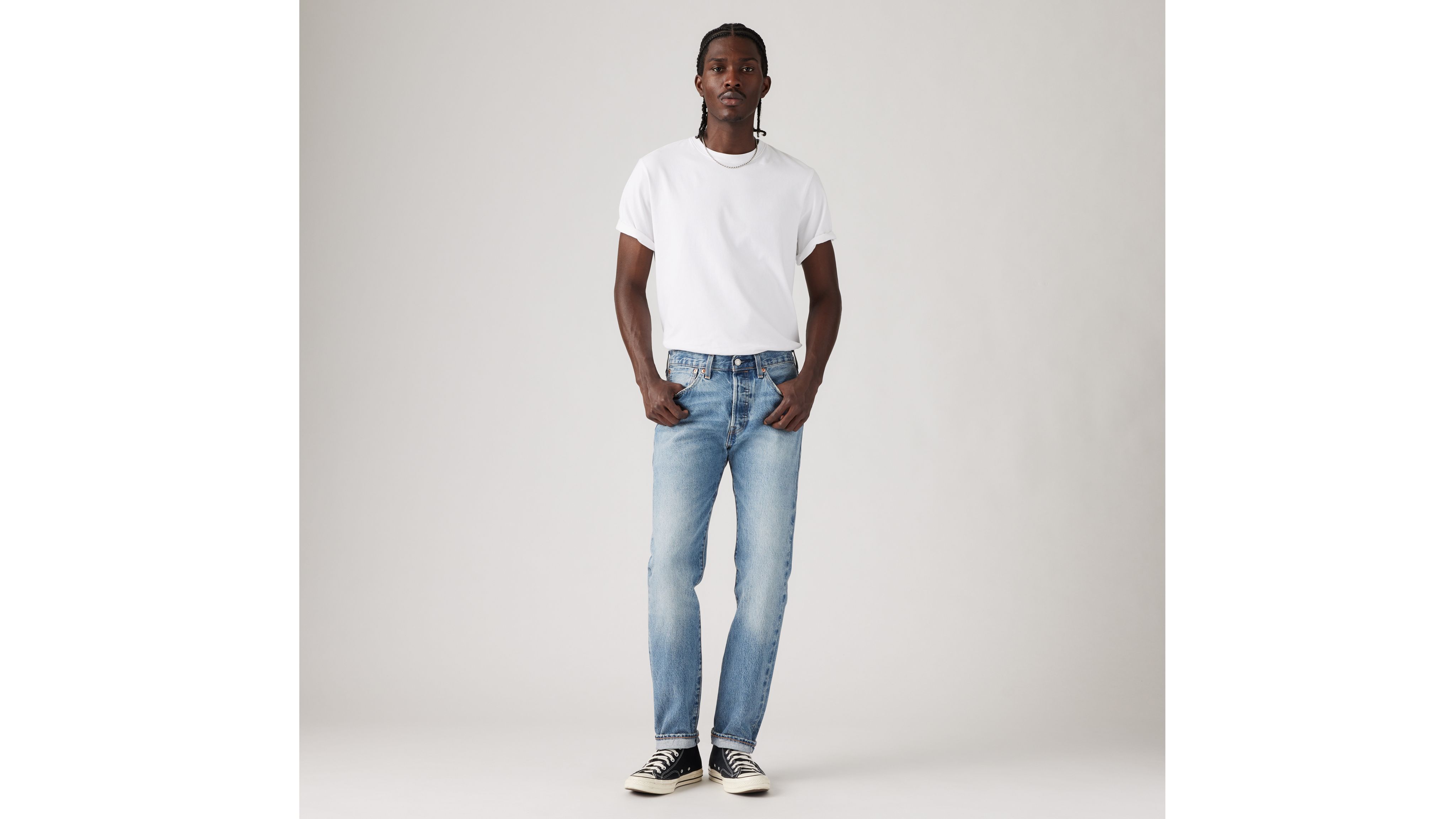 Levi's 501 slim store taper fit