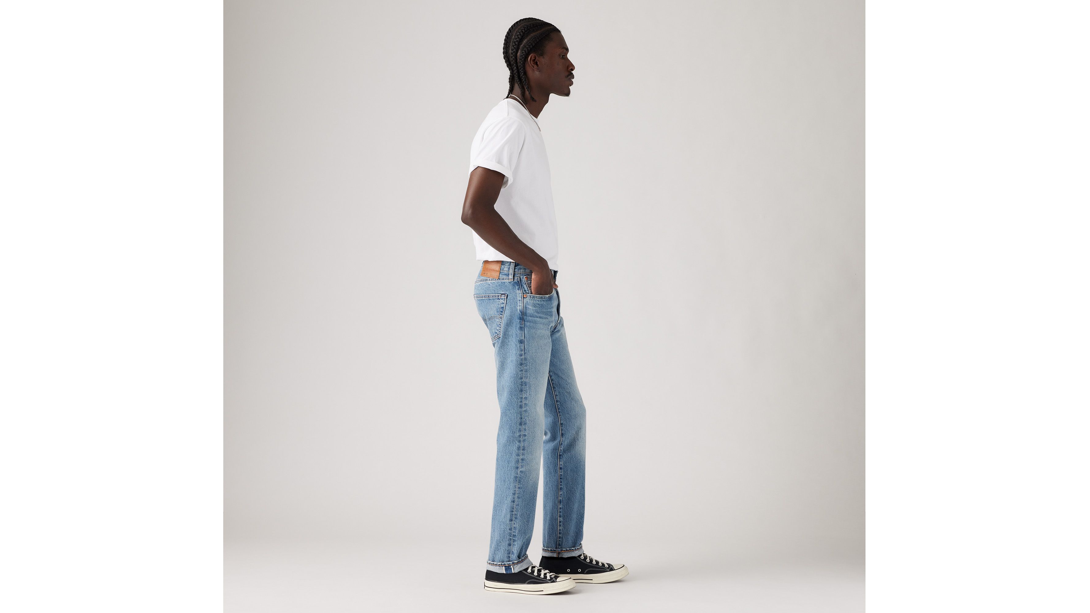 501® Slim Taper Fit Selvedge Men's Jeans - Medium Wash | Levi's ...