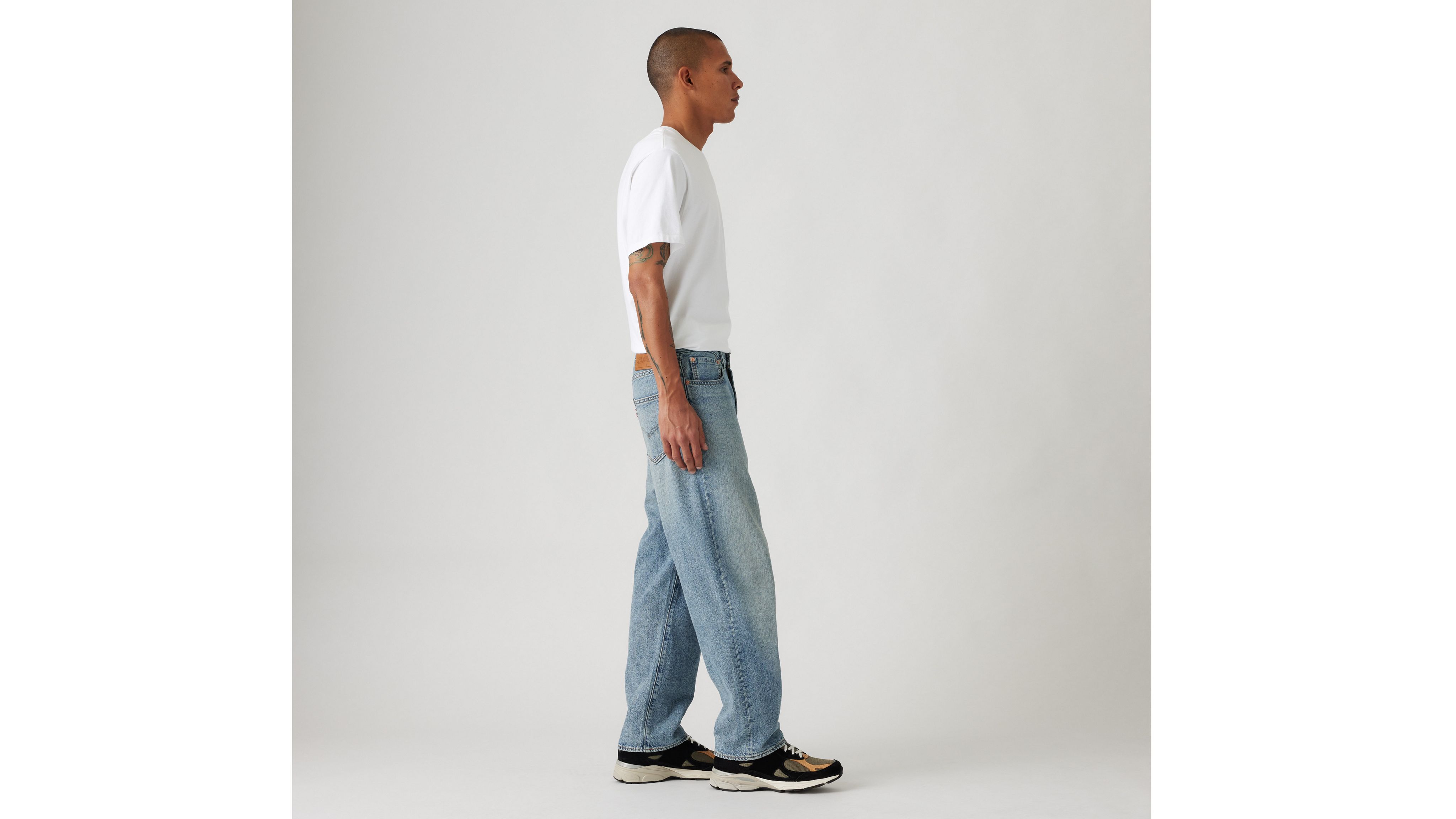 Shop Levi's 568 Stay Loose Lightweight Linen+ Denim Jeans In At The Laundromat