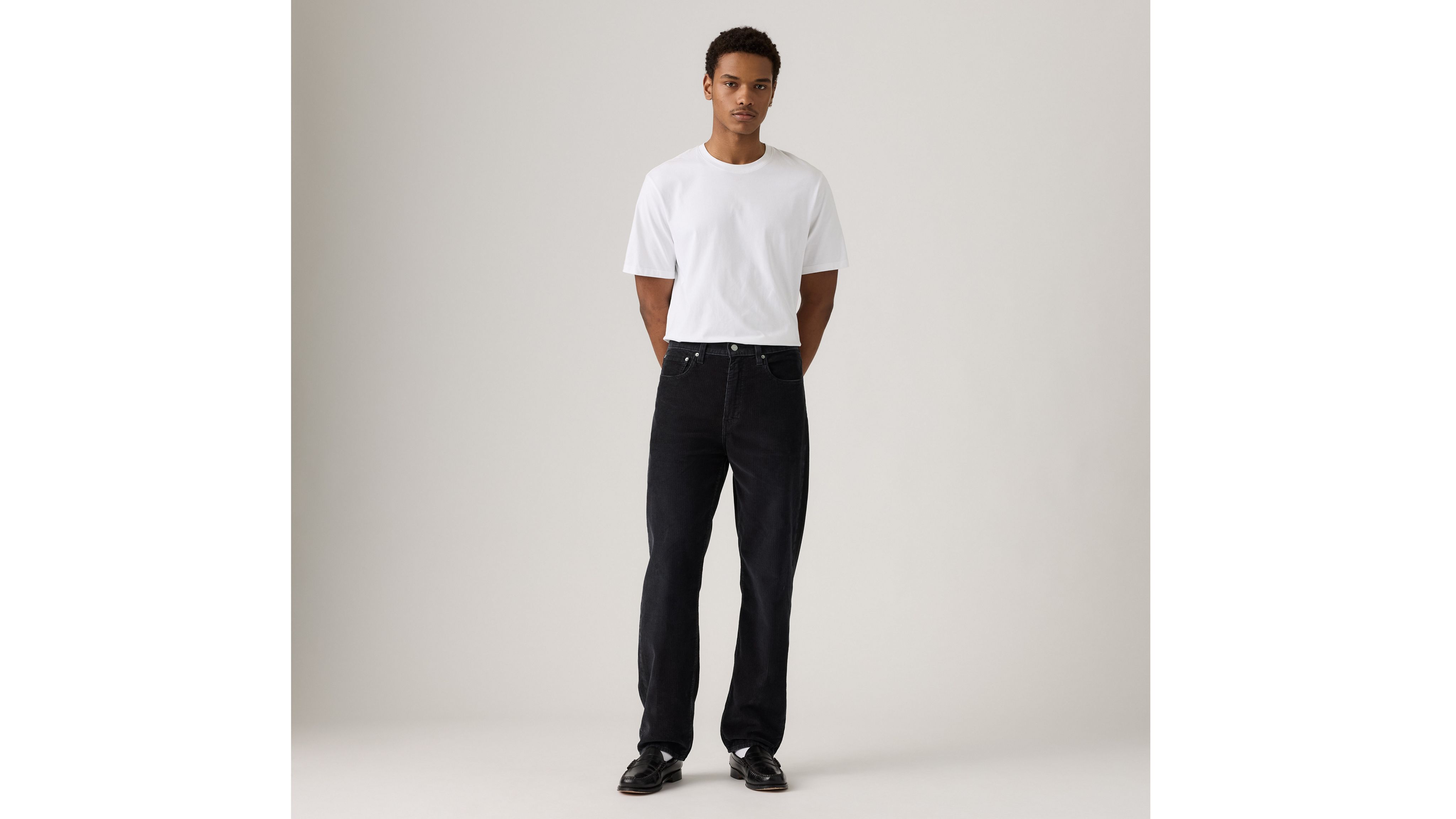 568™ Loose Straight Corduroy Jeans 1