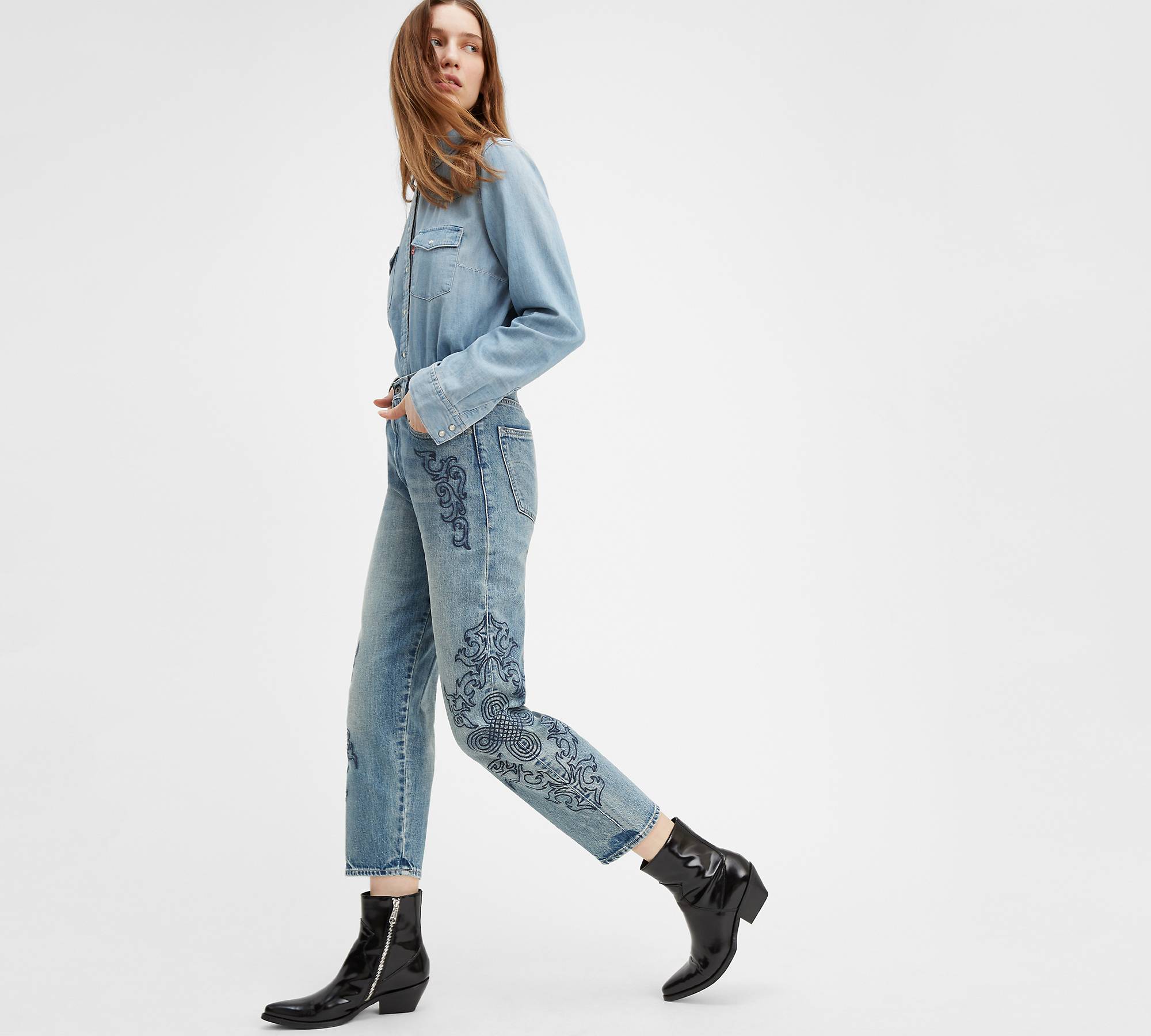 Embroidered Barrel Women's Jeans 1