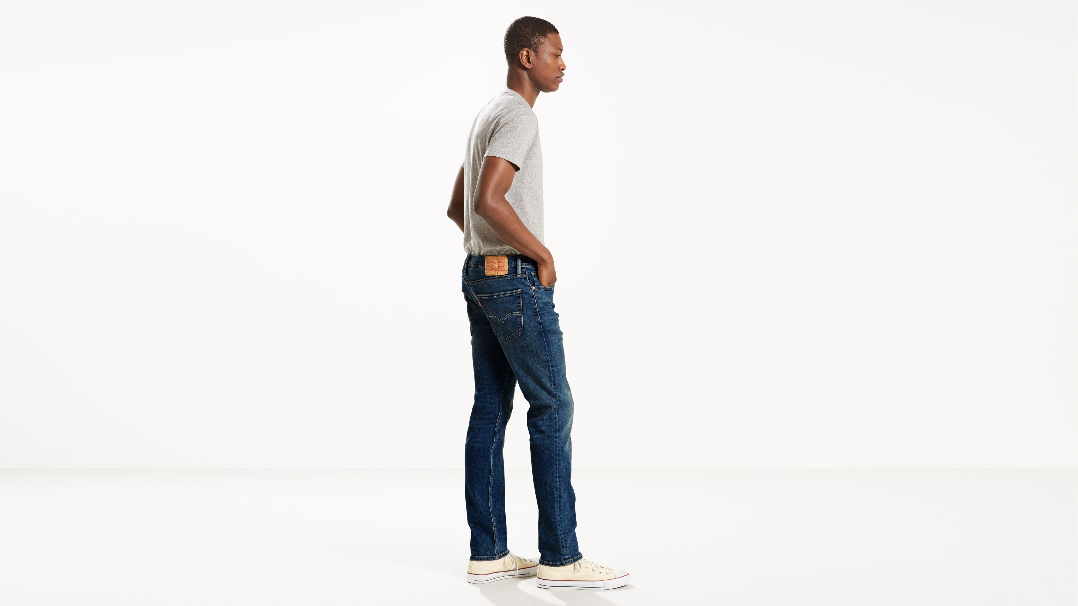 levi's tapered fit