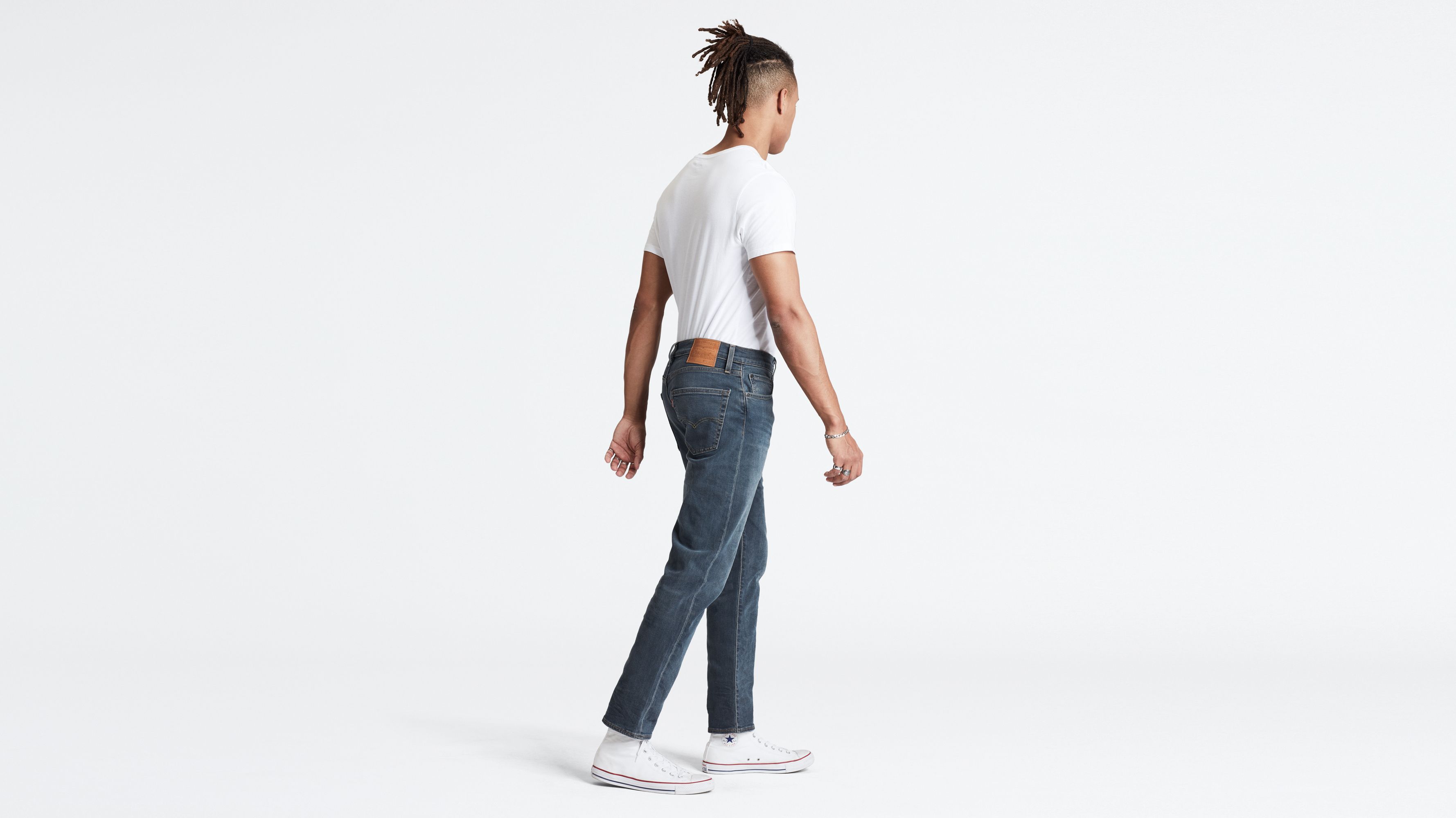 502 regular taper jeans