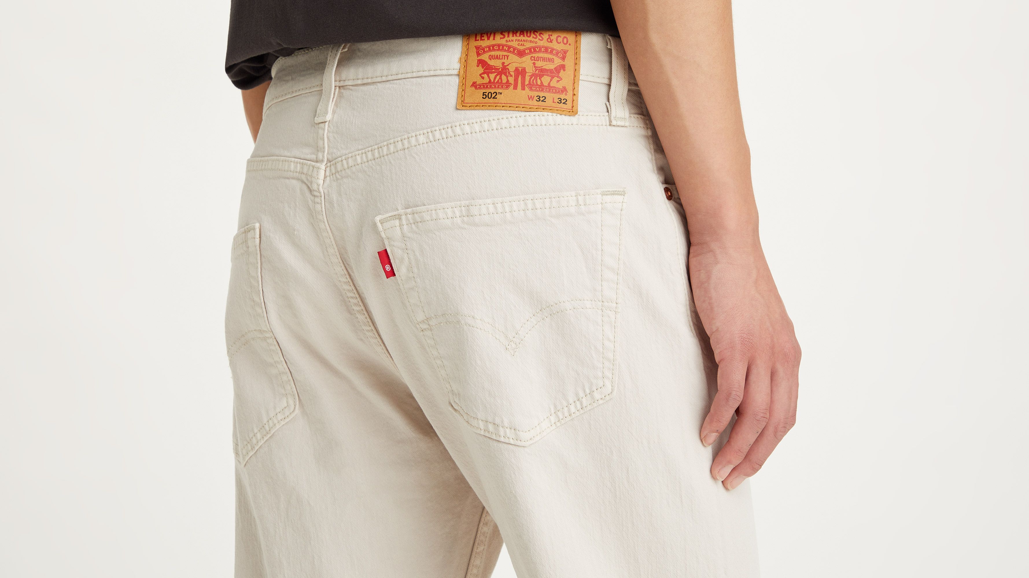 502™ Taper Jeans 4
