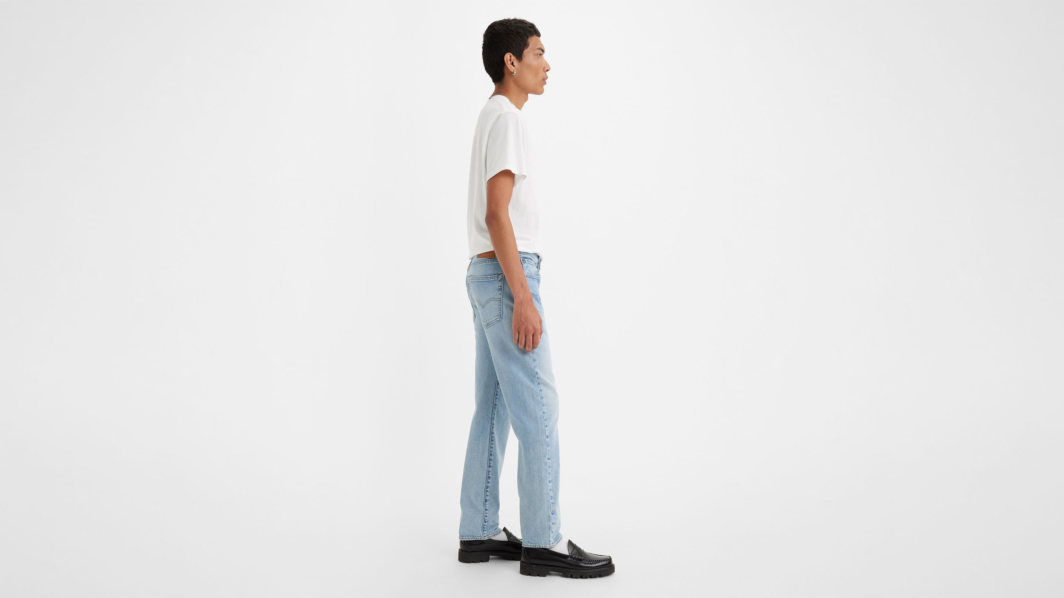 502™ Taper Fit Men's Jeans - Medium Wash | Levi's® CA