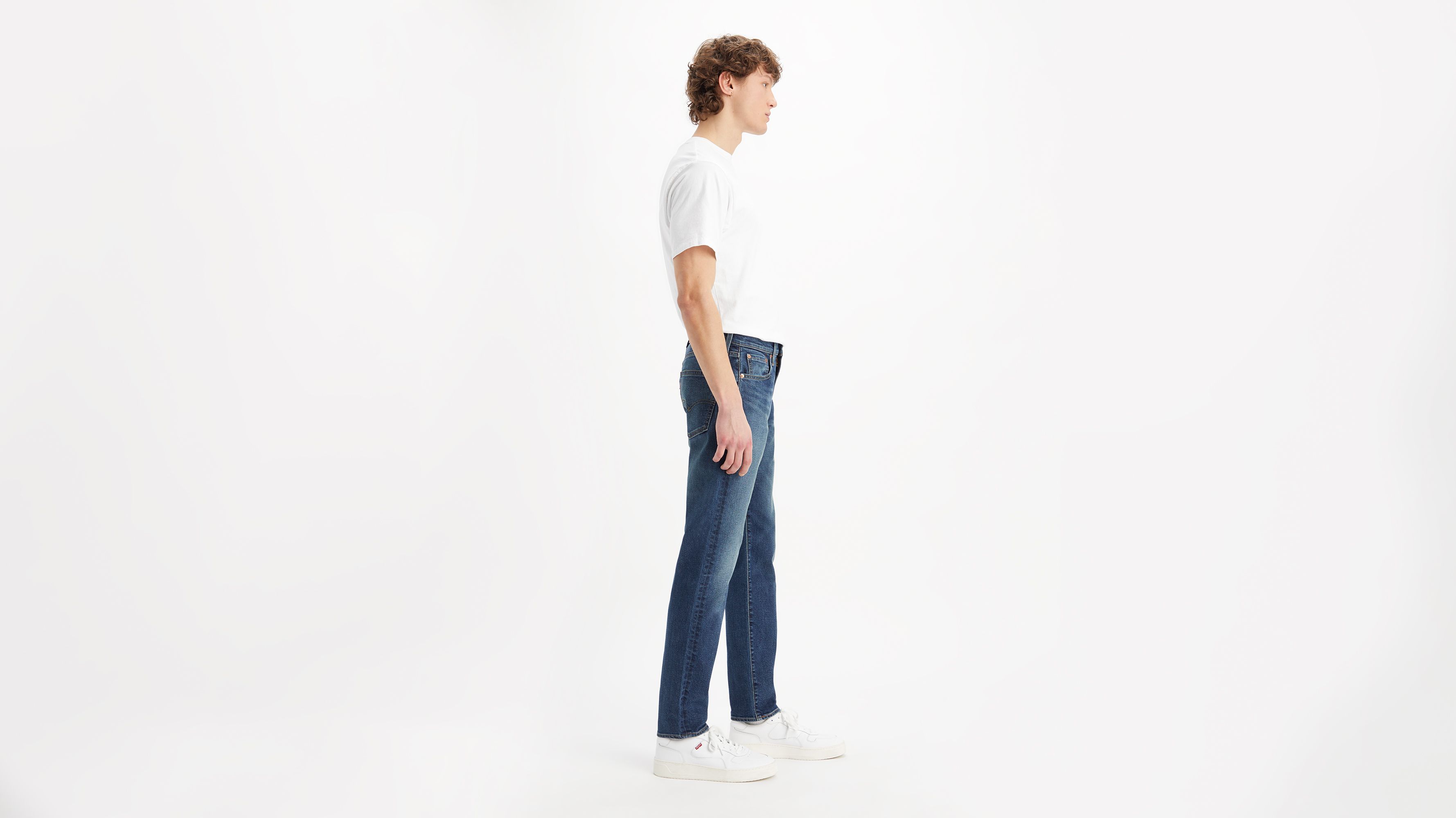 502™ Taper Jeans 2