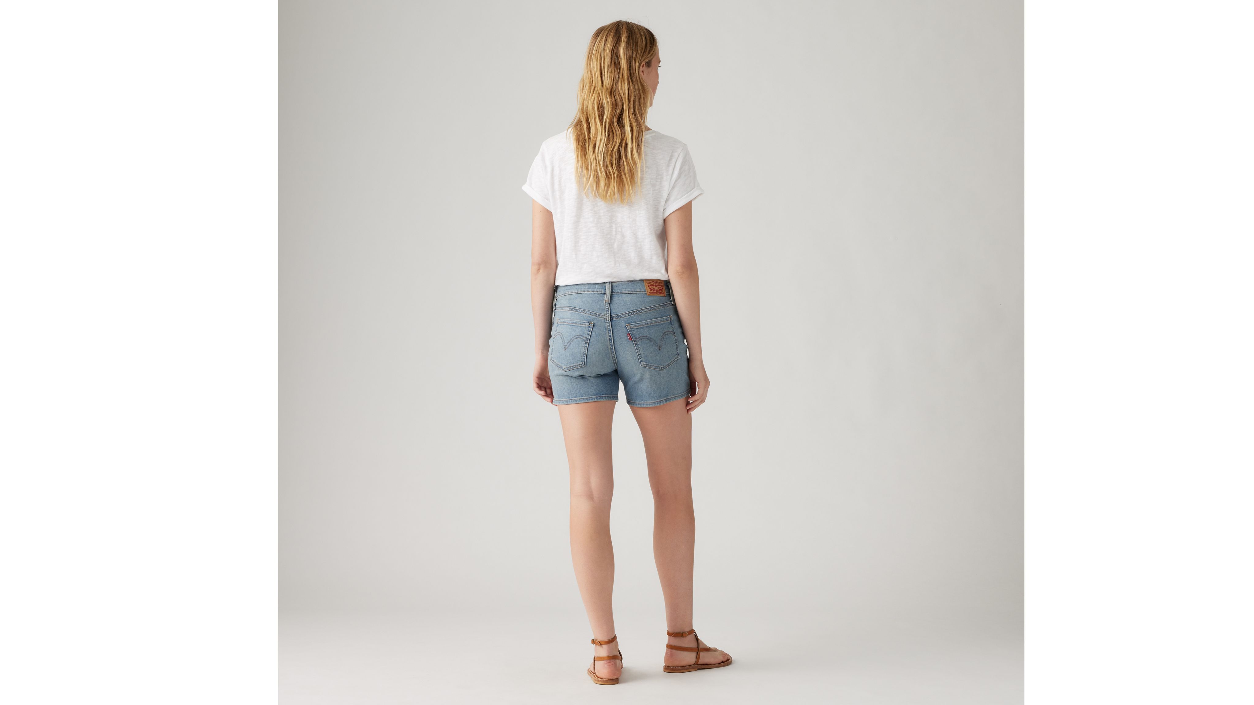 Levis knee best sale length shorts