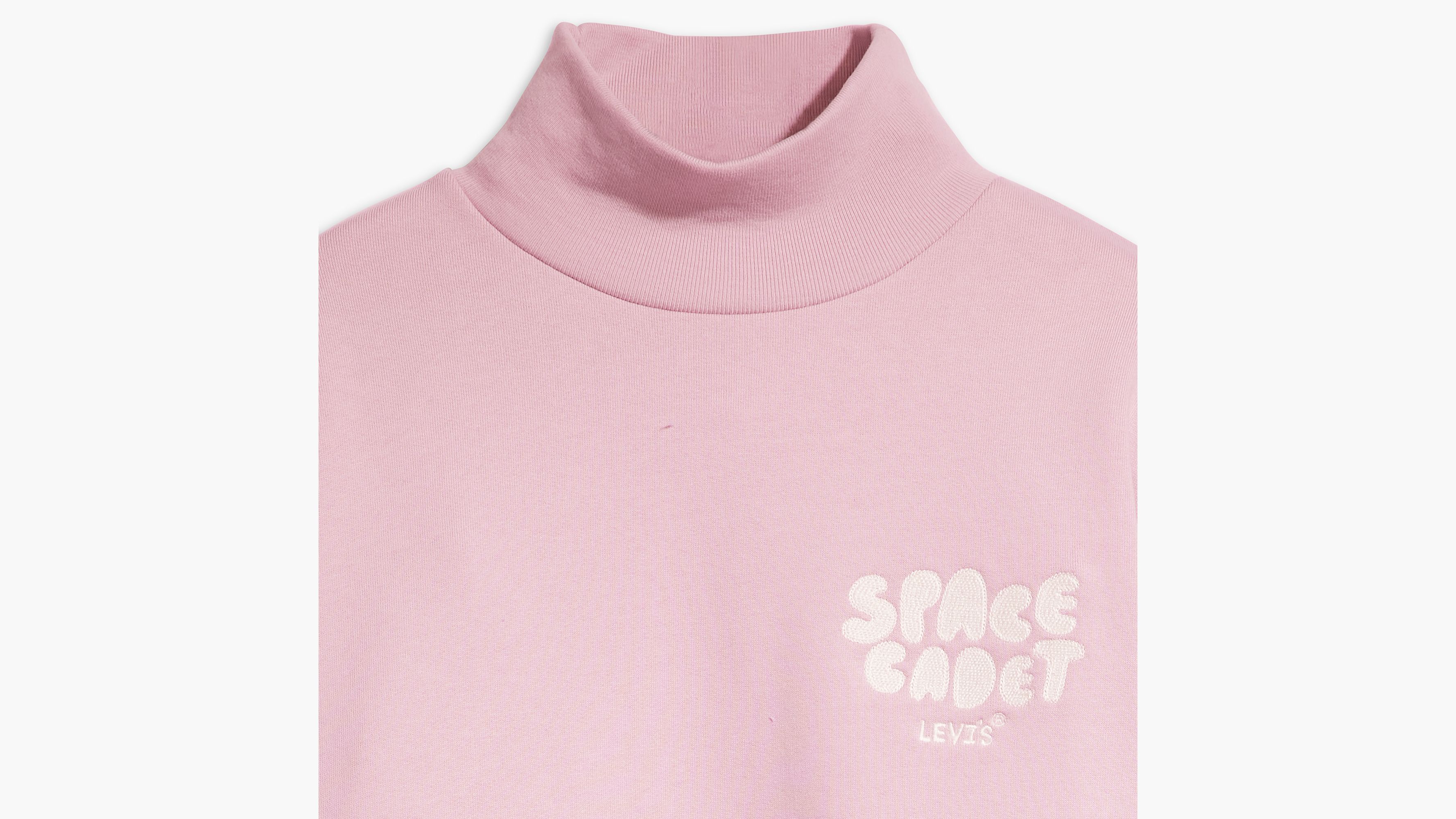 Her lip to CAFE Original Goods PRESS wearing