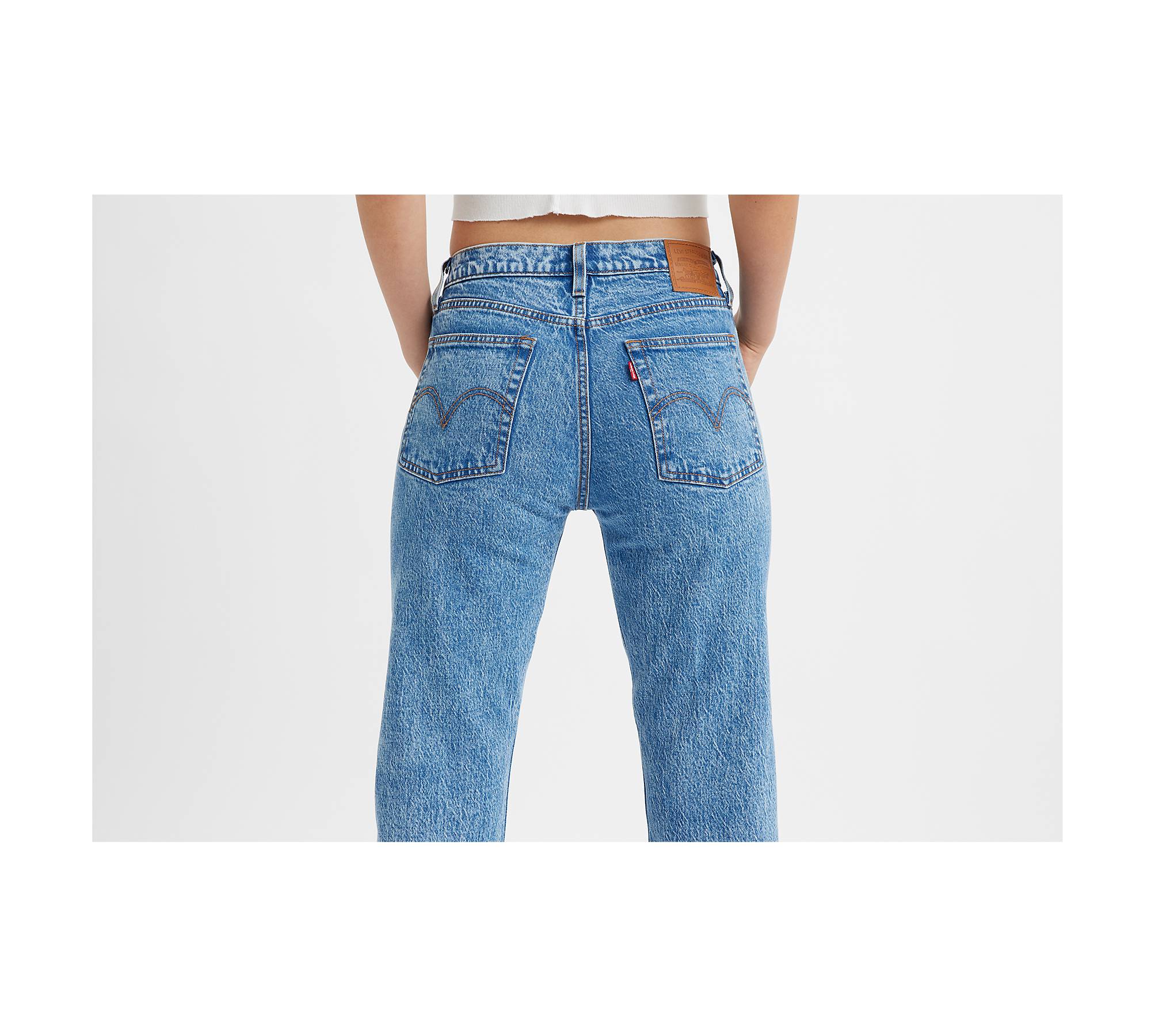 Levi's - Wedgie Fit Straight Jeans in Christina (Blue) – gravitypope