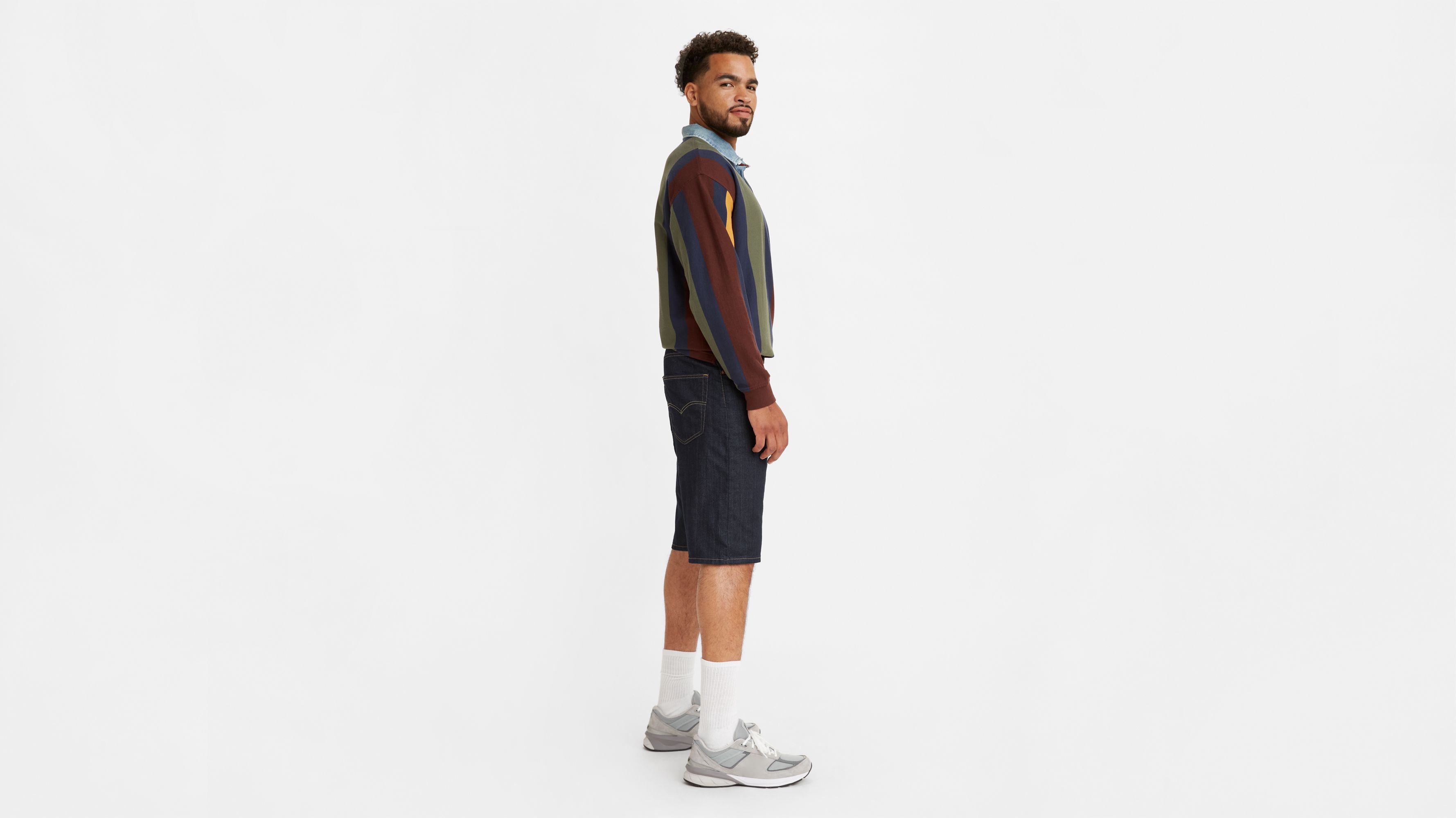 569™ Loose Straight Shorts 2