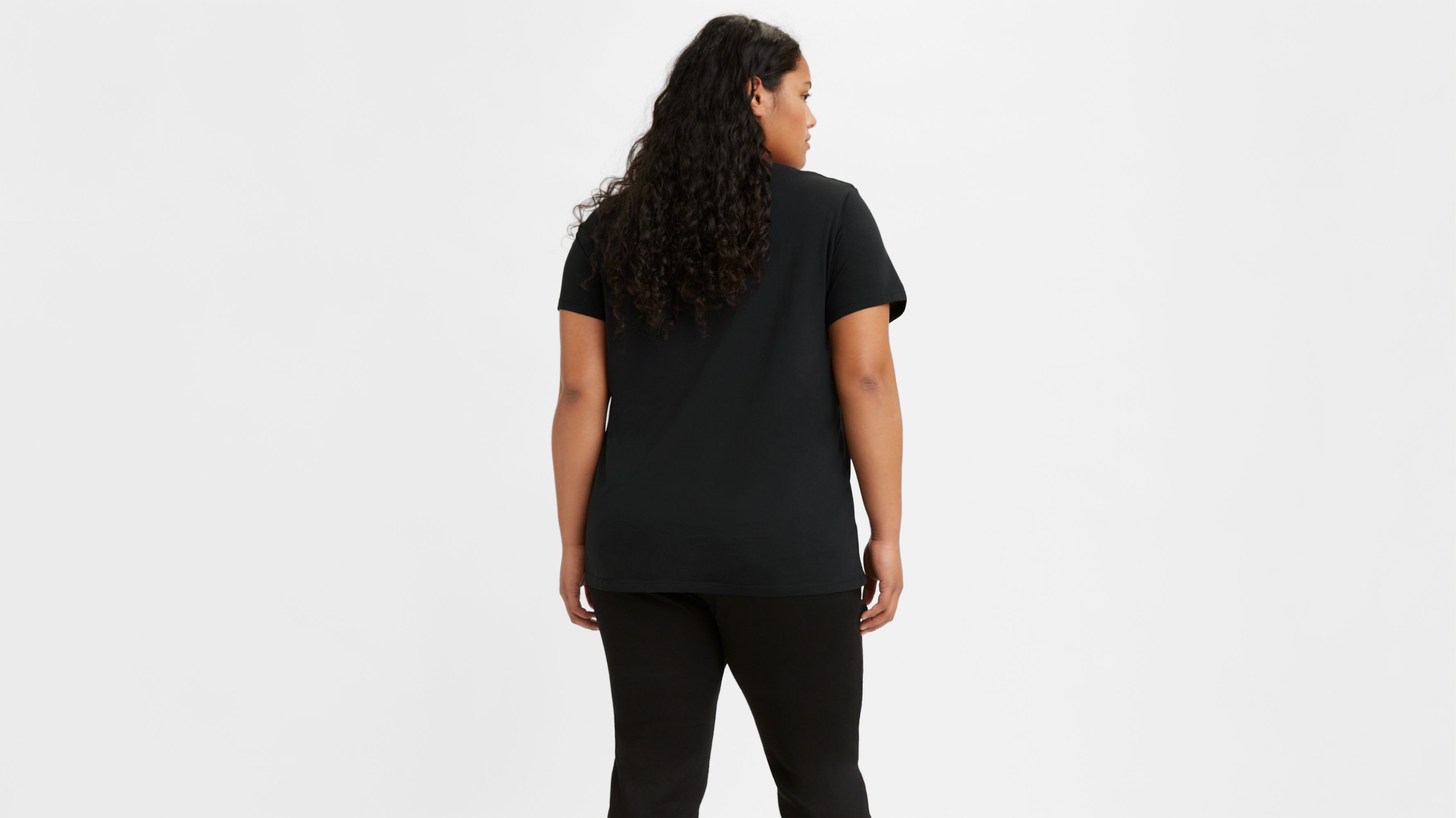 levi-s-logo-perfect-t-shirt-plus-size-black-levi-s-us