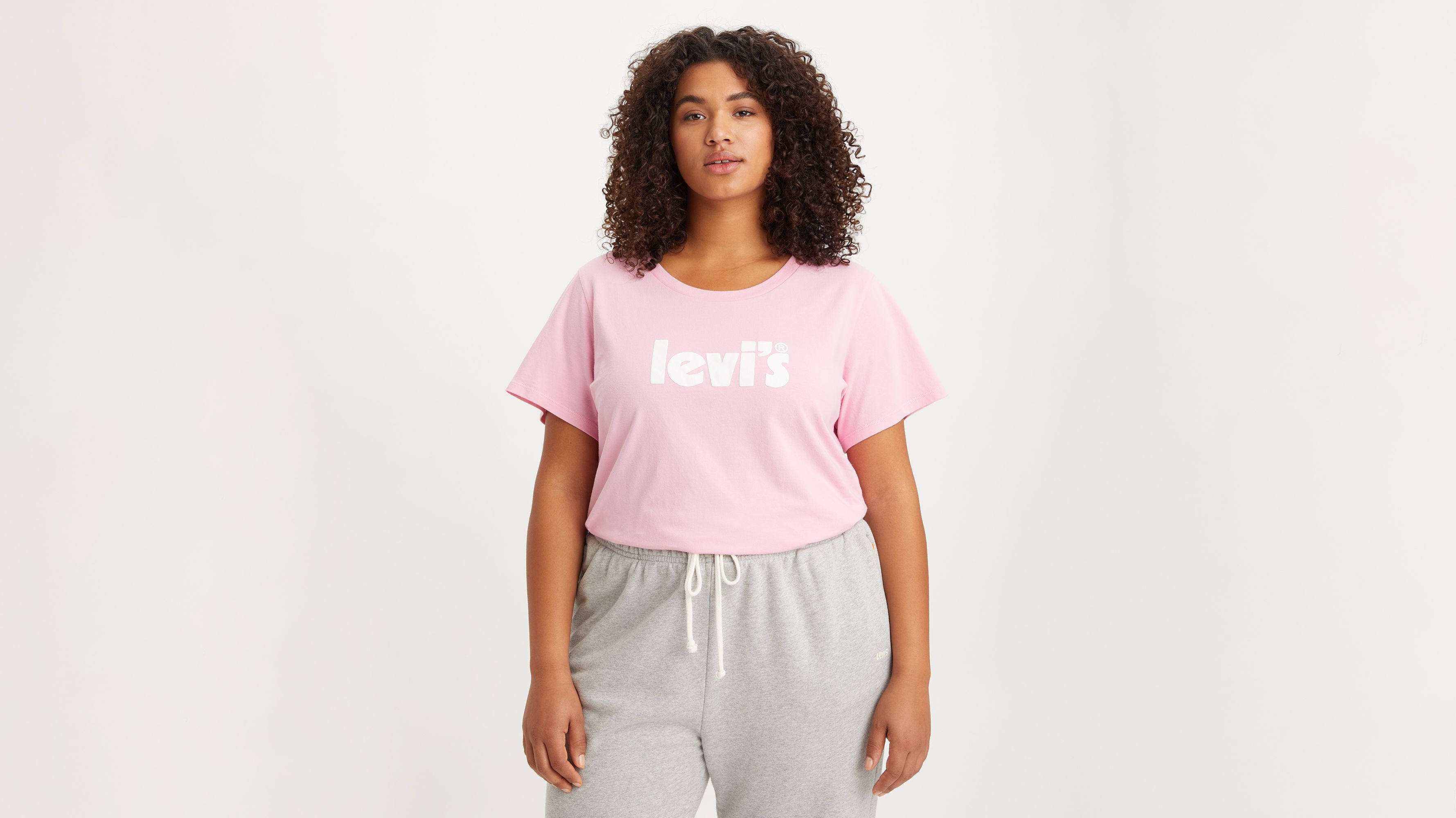 The Perfect Graphic Tee (Plus) 1