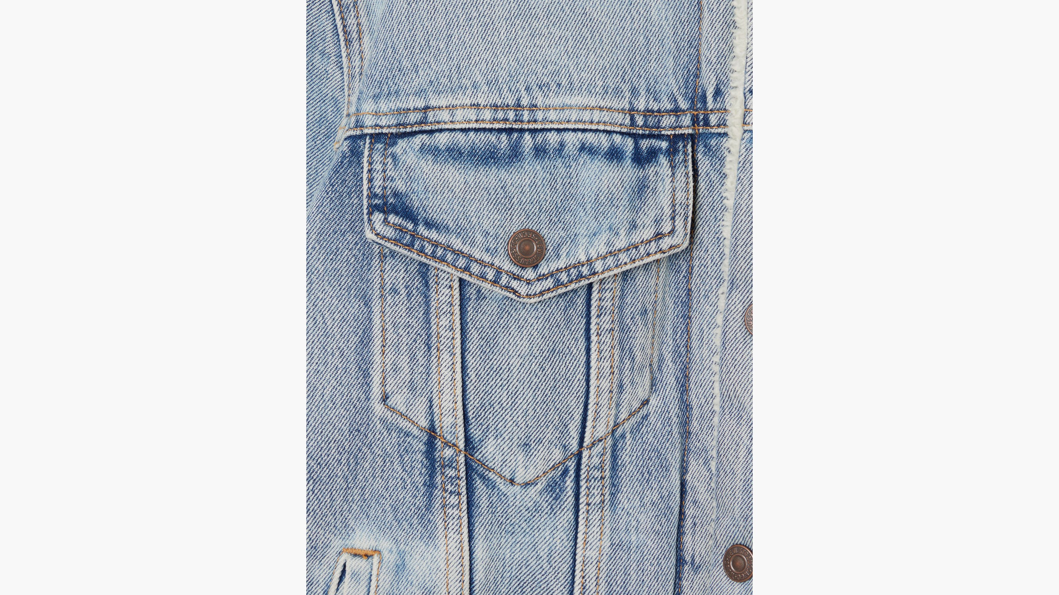 levis ex boyfriend sherpa