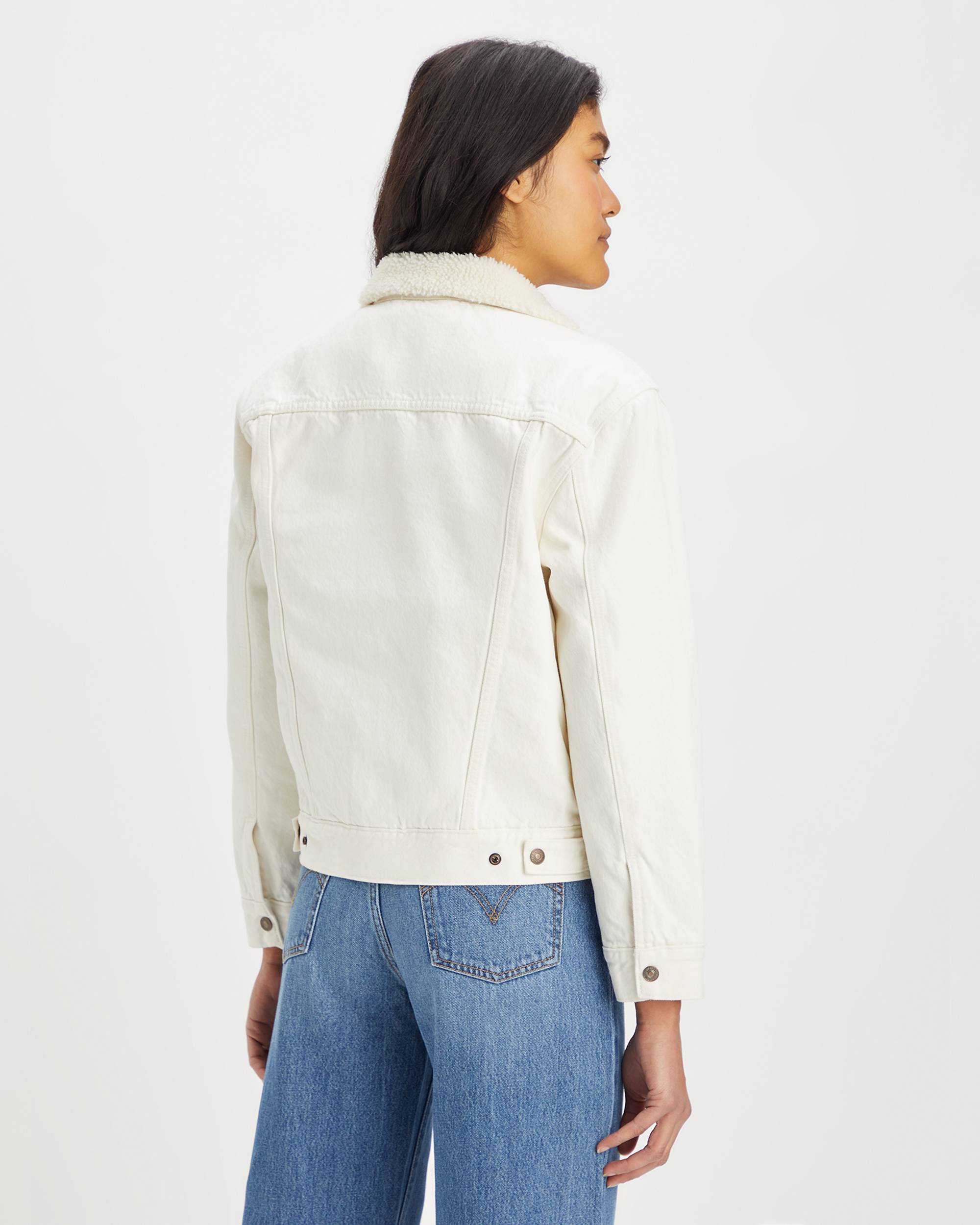 Ex-boyfriend Sherpa Trucker Jacket - White | Levi's® US Ex-boyfriend Sherpa Trucker Jacket - White | Levi's® US